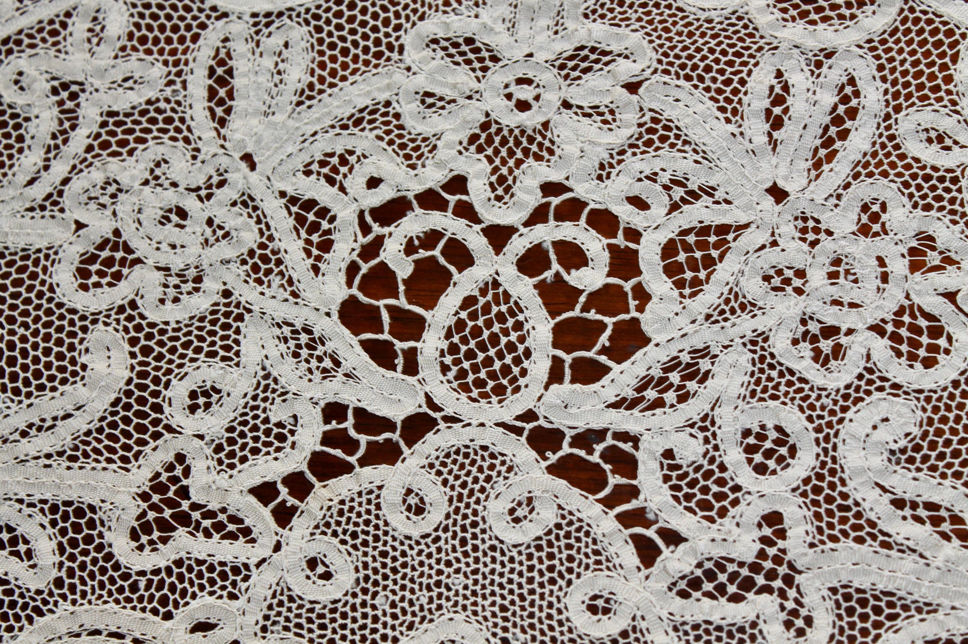 Belgian Battenberg Lace Tablecloth For Sale 4
