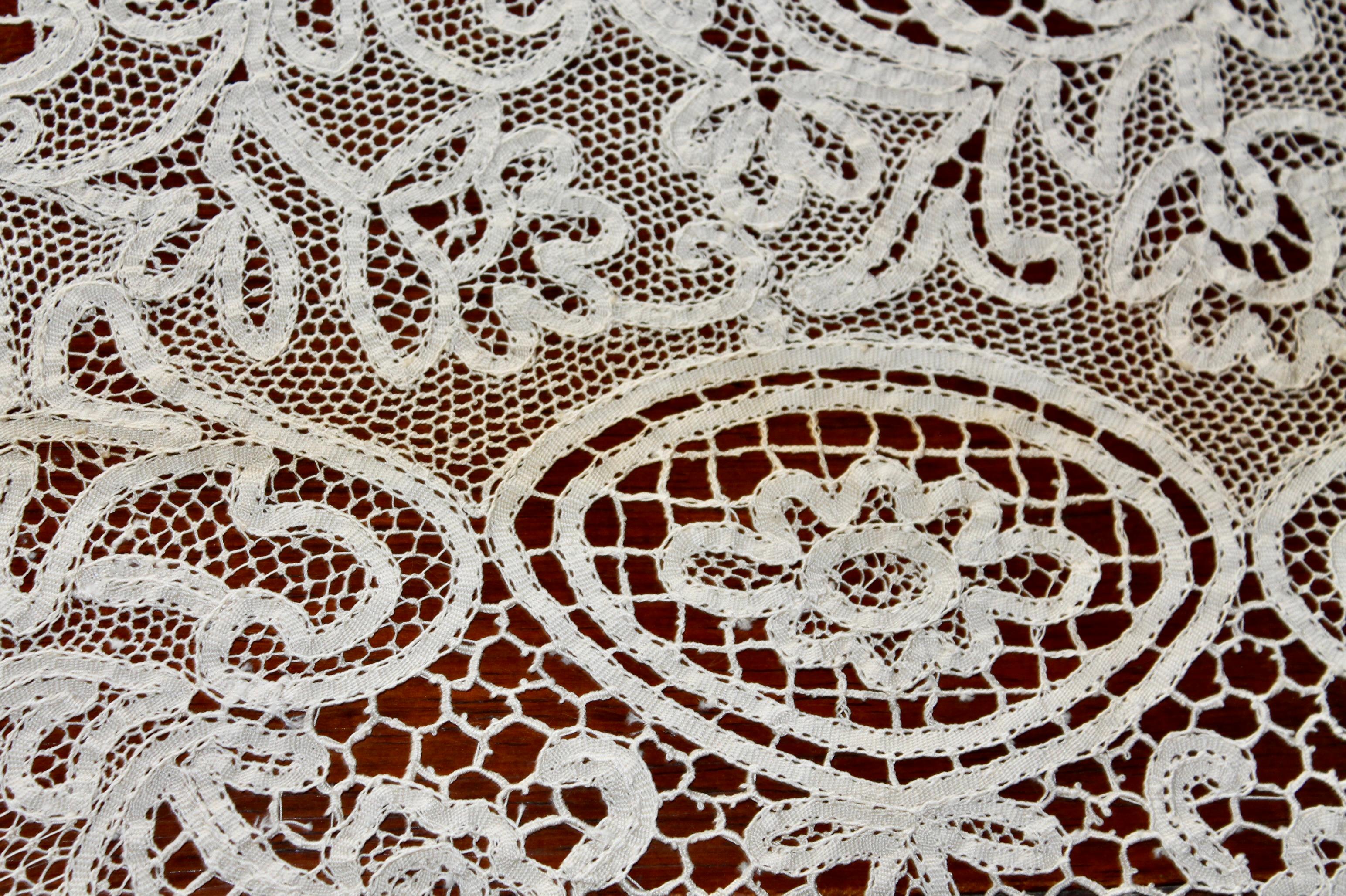 Belgian Battenberg Lace Tablecloth For Sale 5