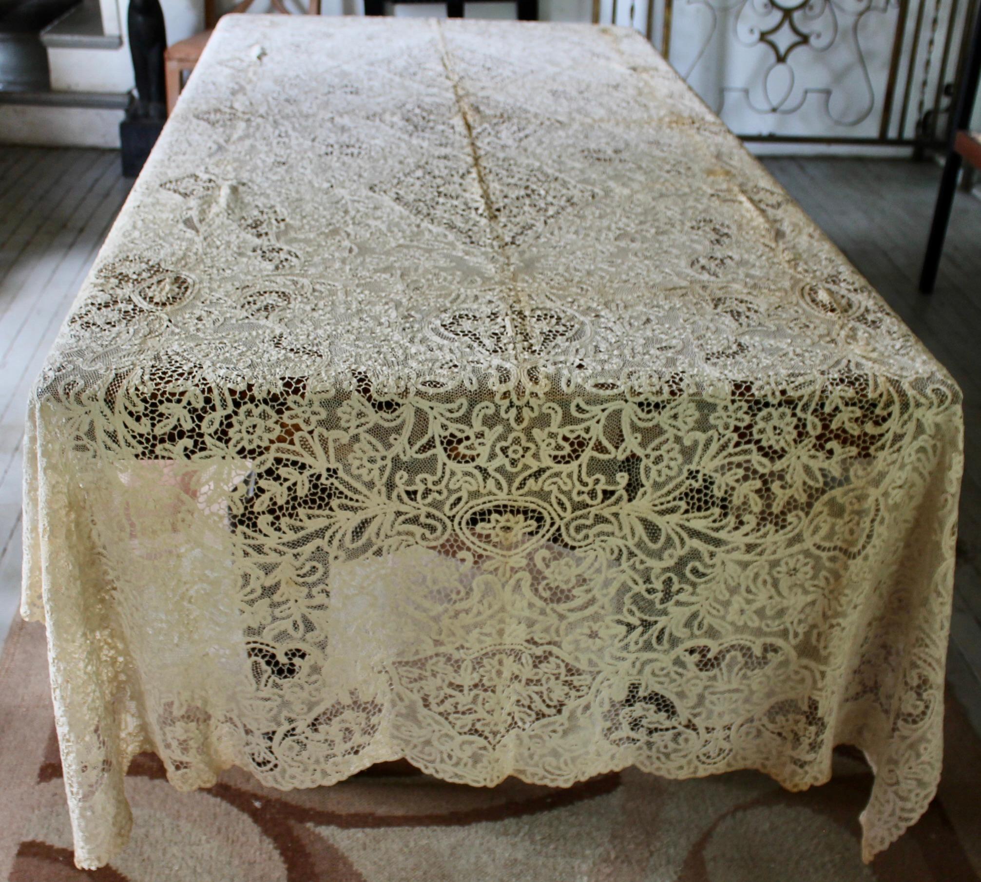 Late Victorian Belgian Battenberg Lace Tablecloth For Sale