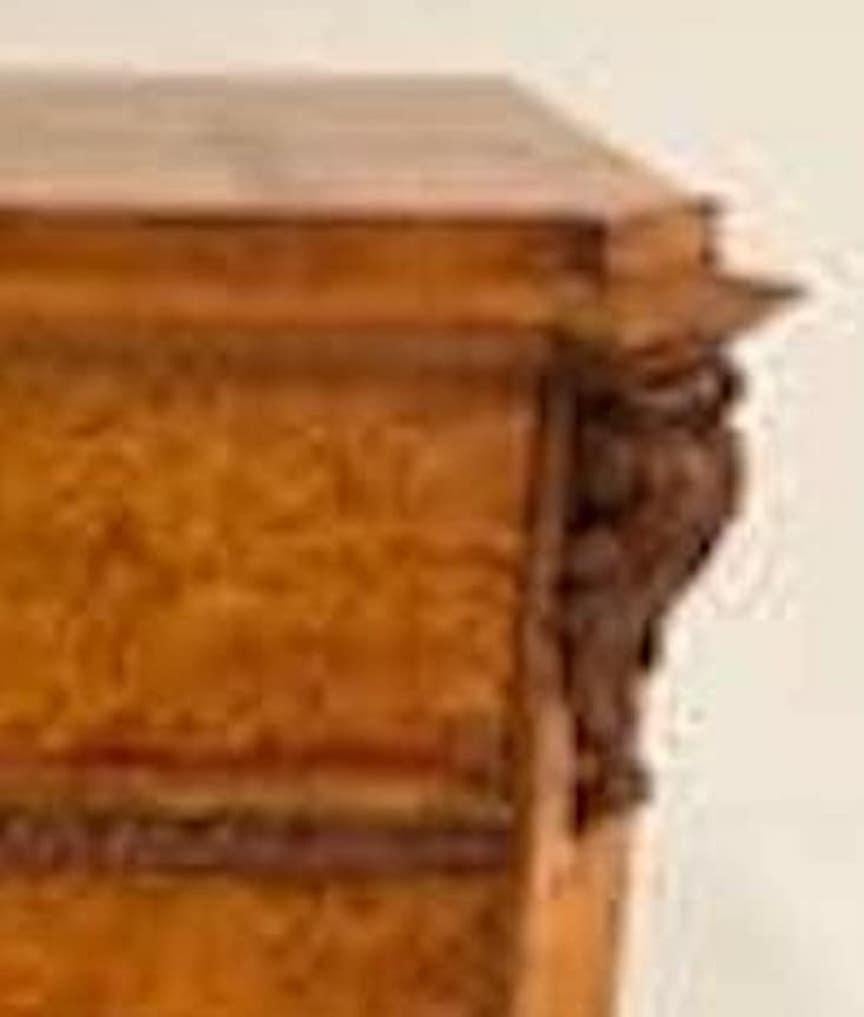 Belgische Biedermeier-Kommode mit Schubladenschrank (Marketerie) im Angebot