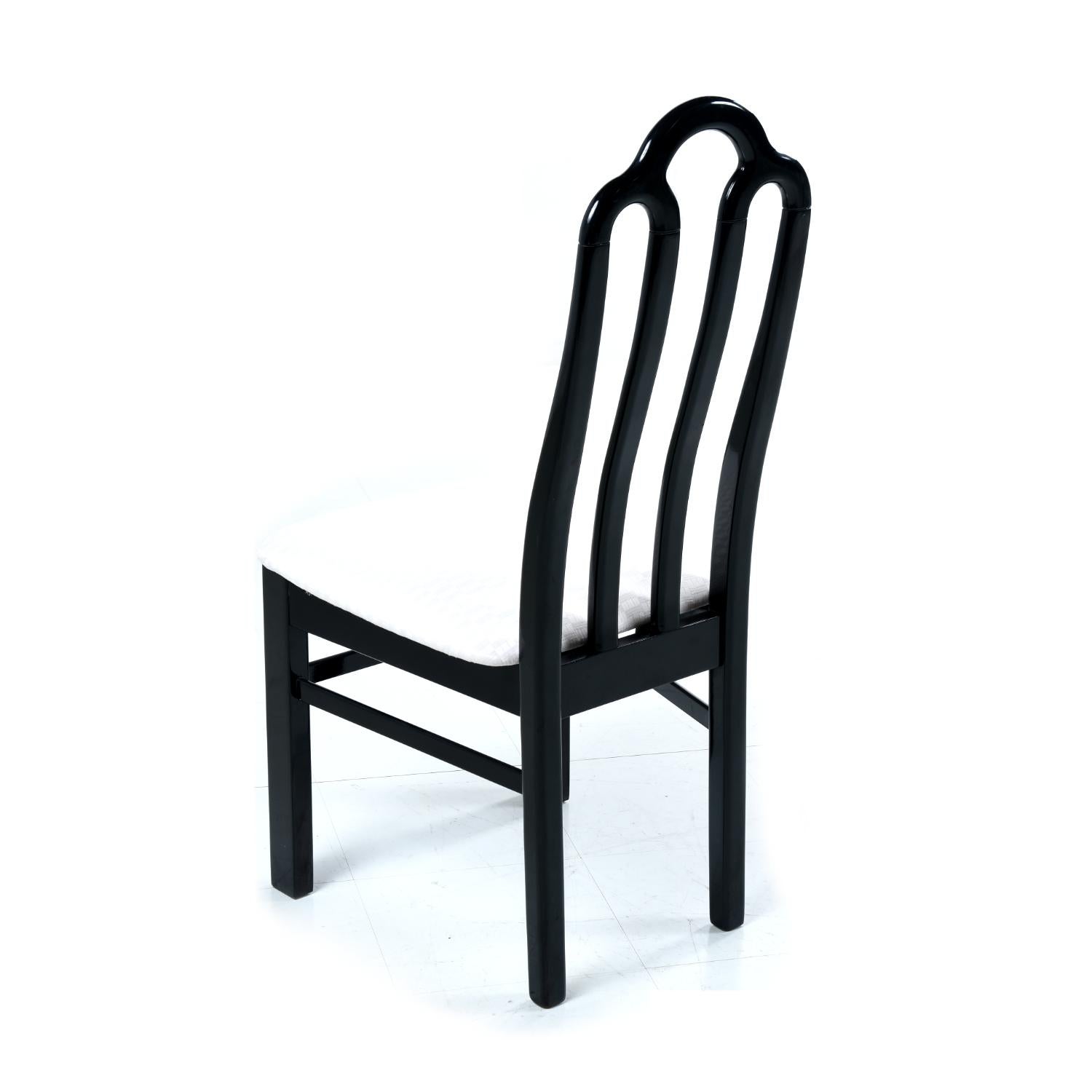 Belgischer Esstisch aus schwarzem belgischem Marmor und Esszimmerstühle aus schwarzem Lack, Asian Modern, Set im Angebot 4