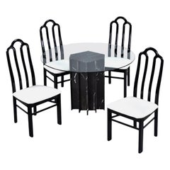 Conjunto de Mesa de Comedor Belga de Mármol Negro y Sillas de Comedor Asian Modern Lacadas en Negro