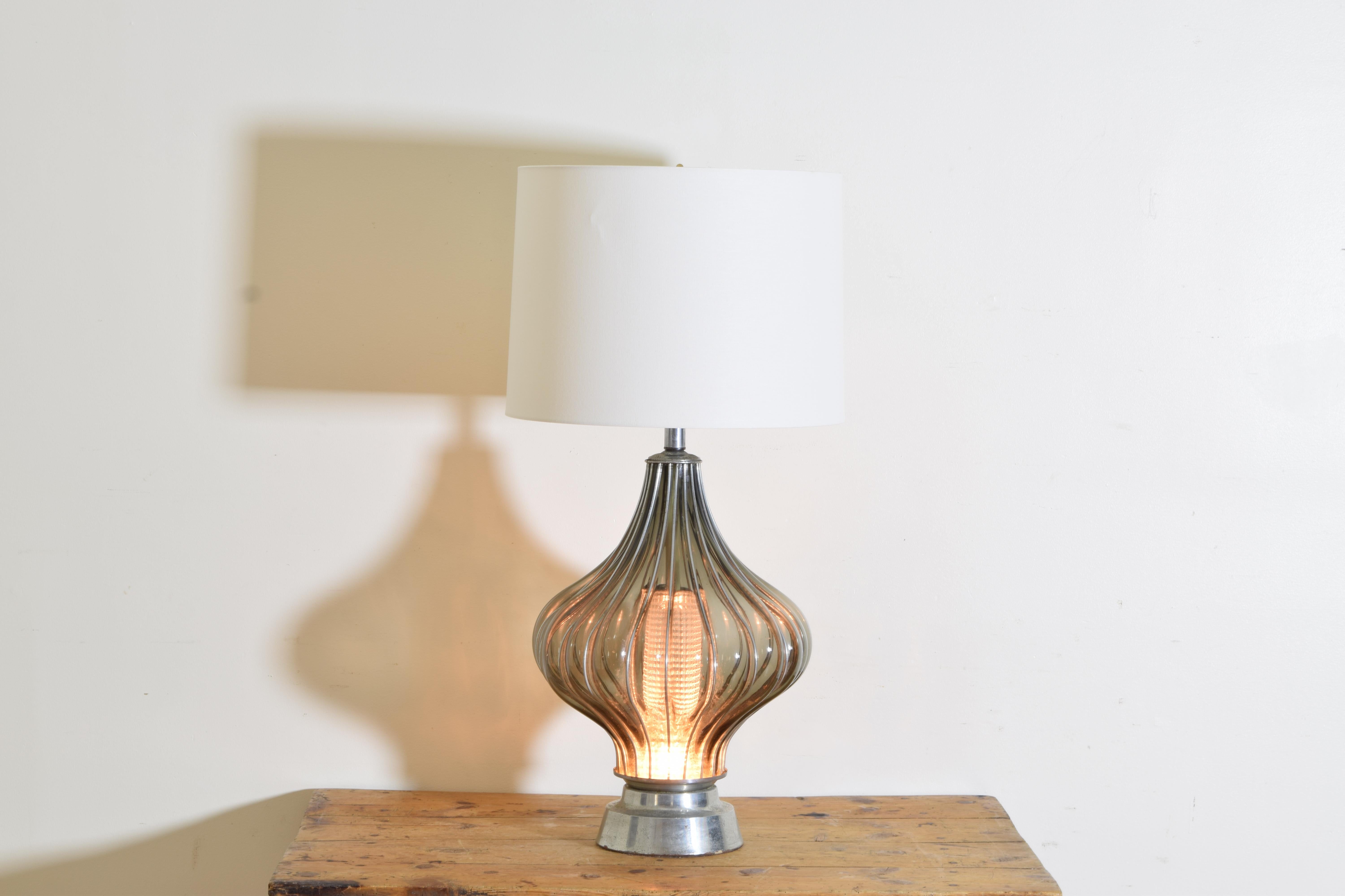 Belge Lampe belge en verre soufflé en vente