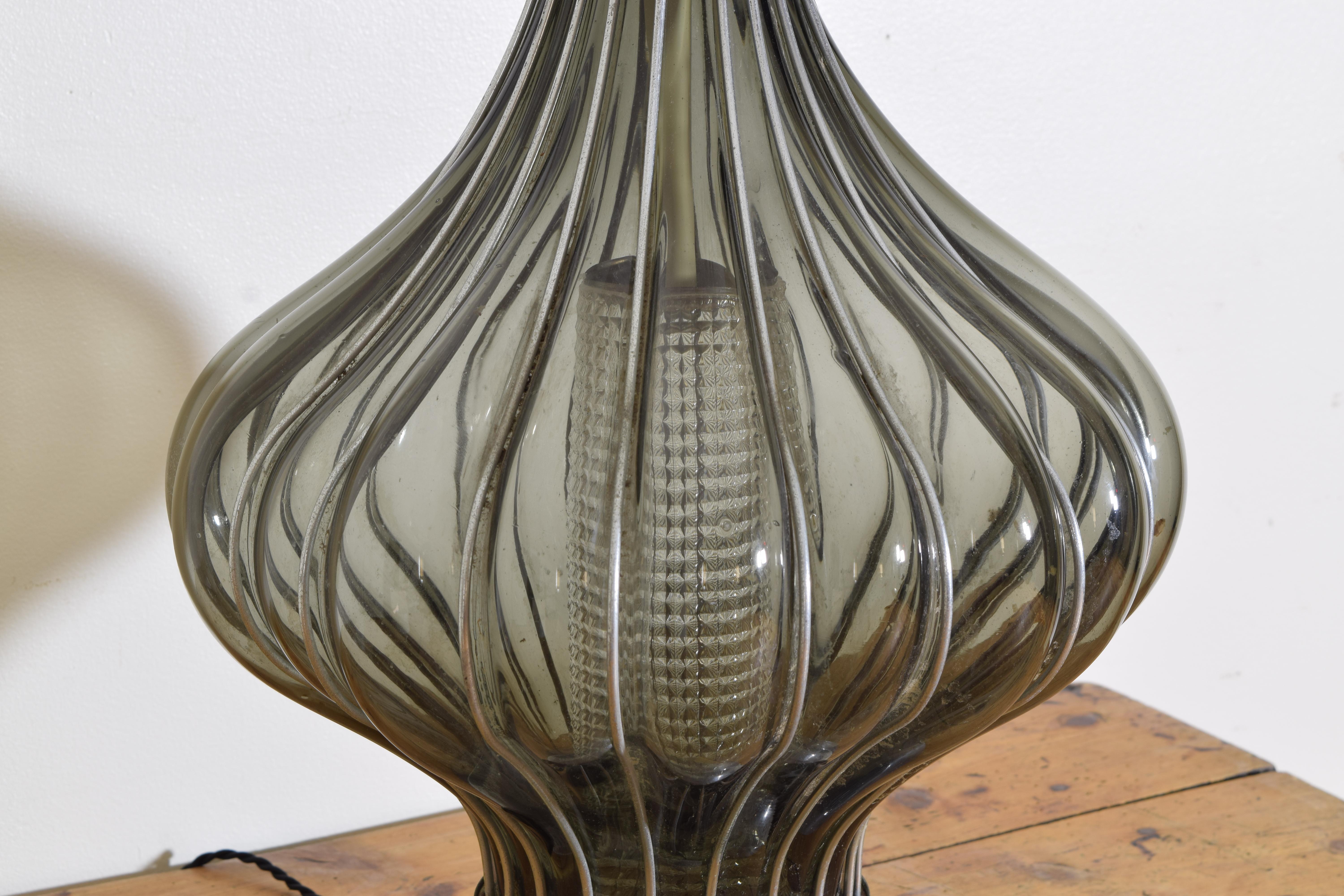 Lampe belge en verre soufflé en vente 1