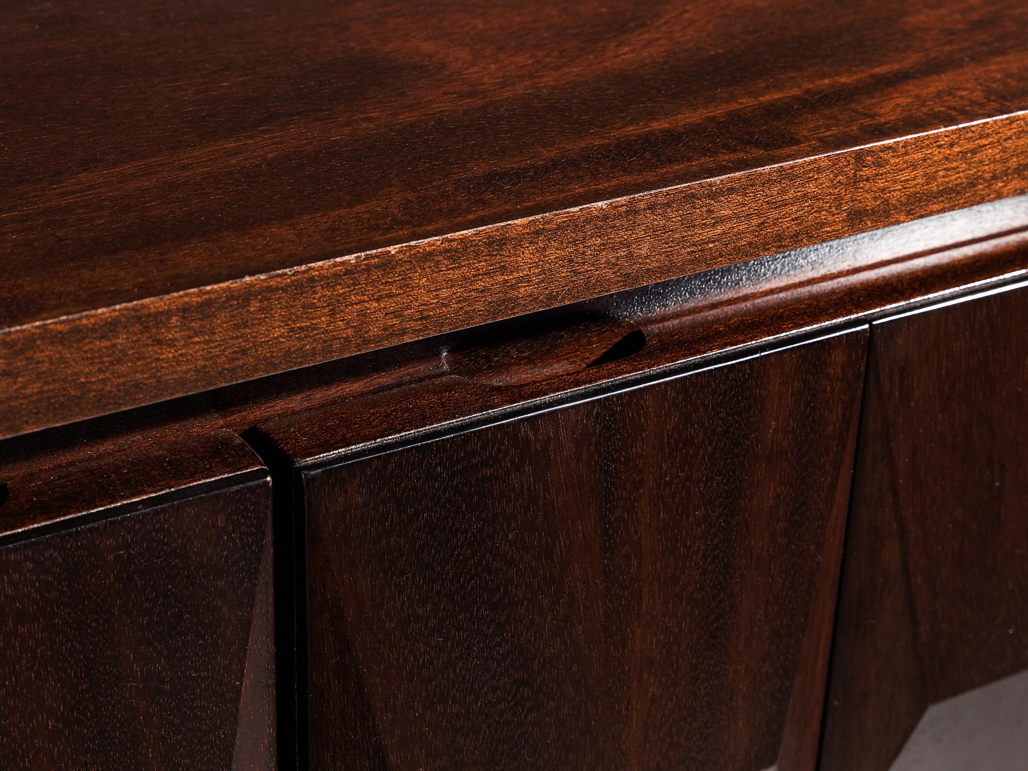 Belgian Brutalist Cabinet in Stained Oak In Good Condition In Waalwijk, NL