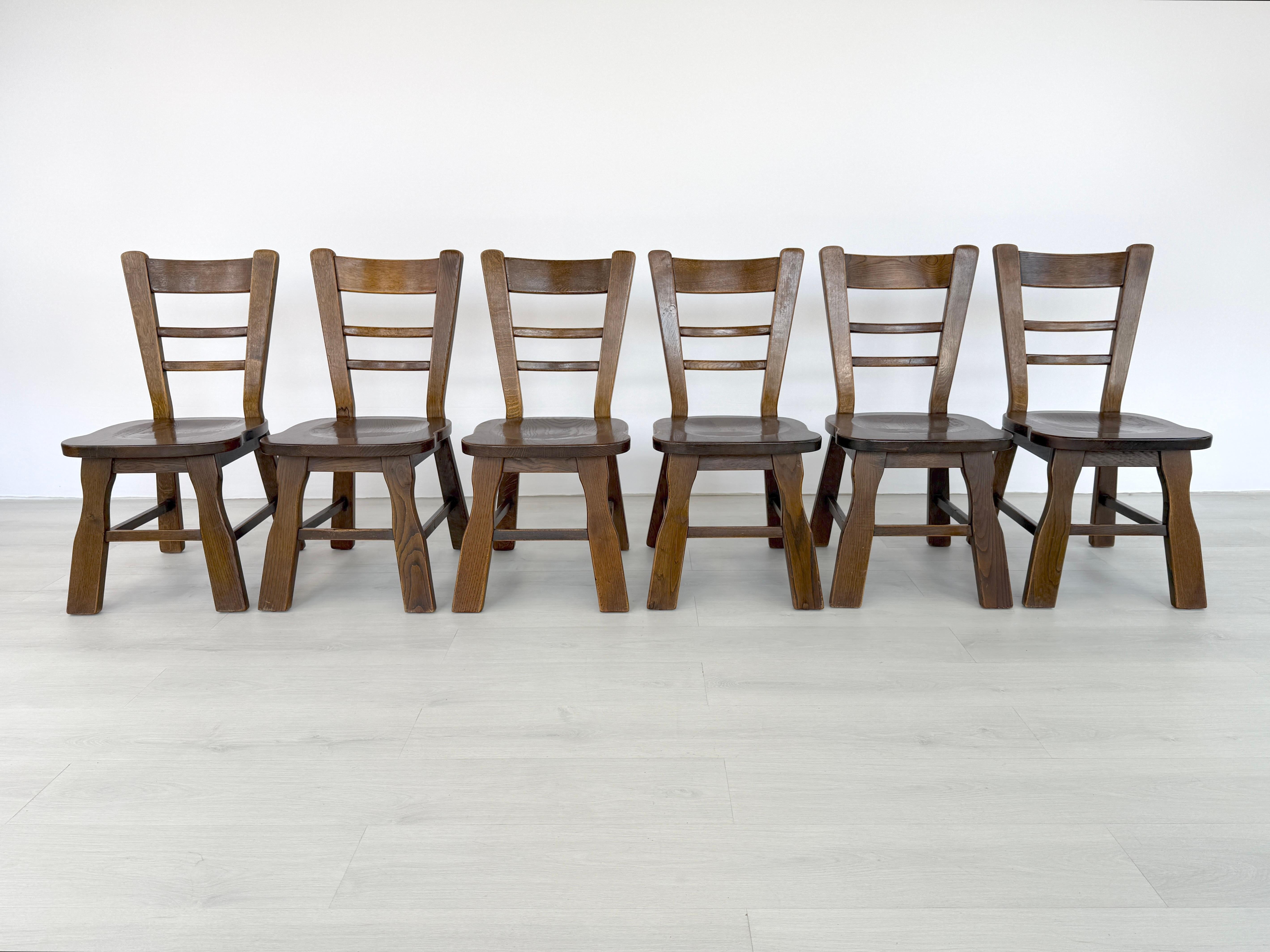 Belge Chaises de salle à manger belges brutalistes - Lot de 6 en vente