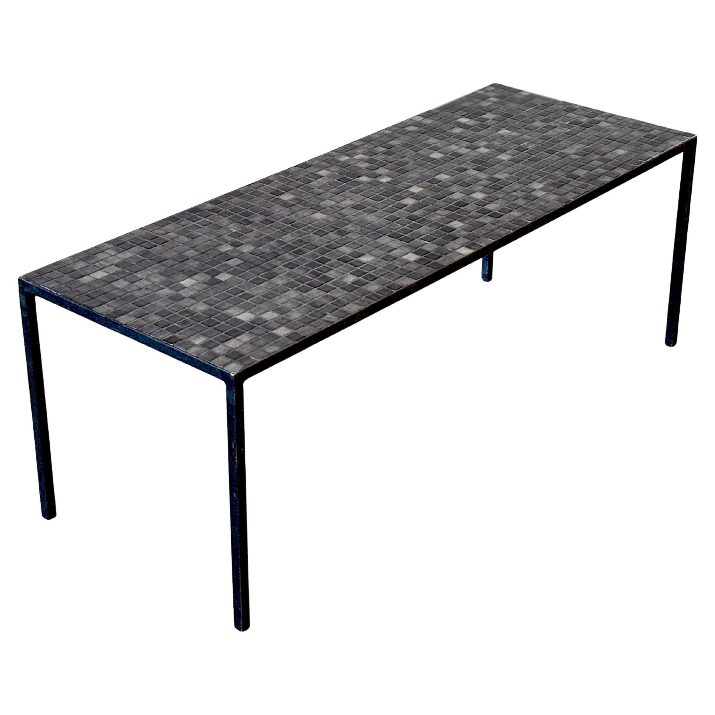 Table basse en céramique belge