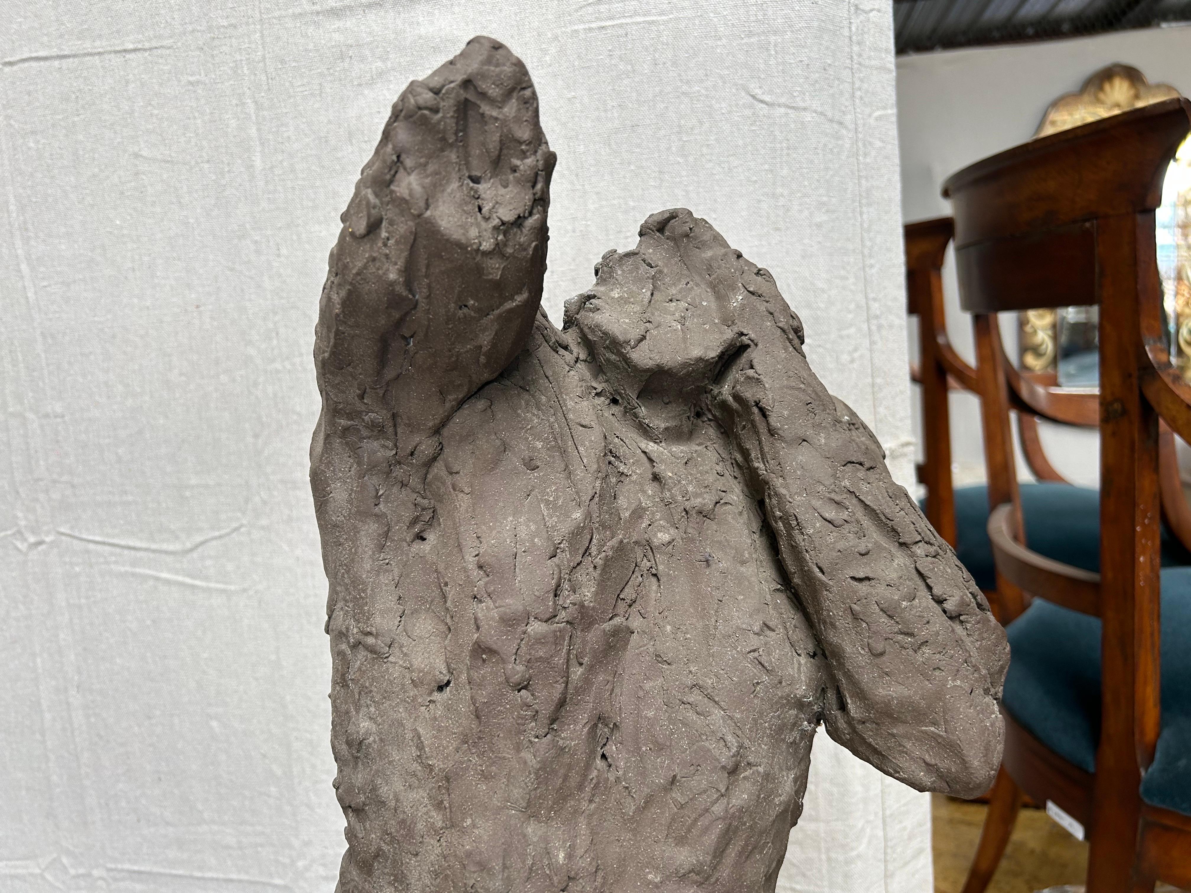 Mid-Century moderno Scultura in argilla belga di Yolande Ide in vendita