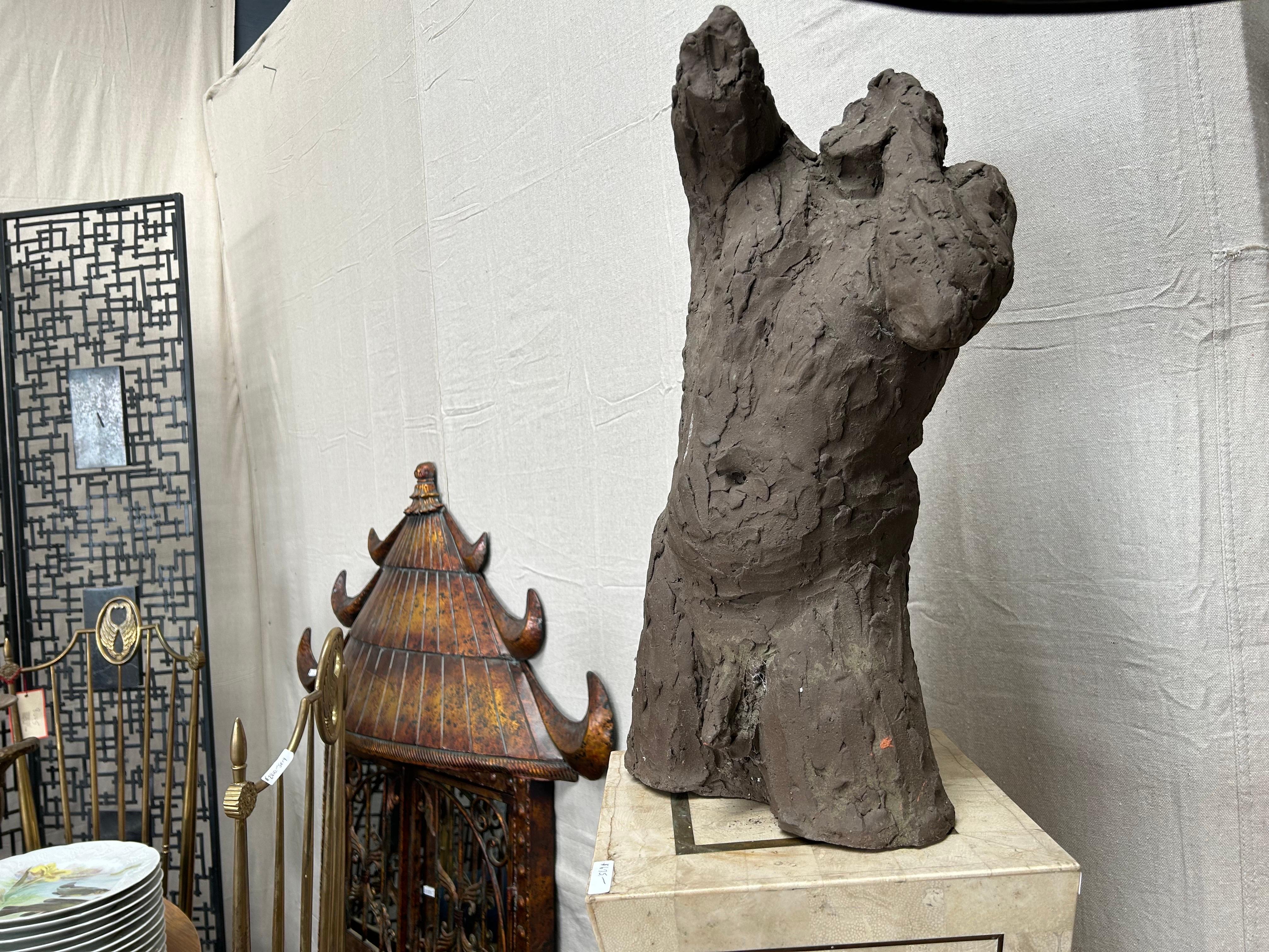 Metà XX secolo Scultura in argilla belga di Yolande Ide in vendita