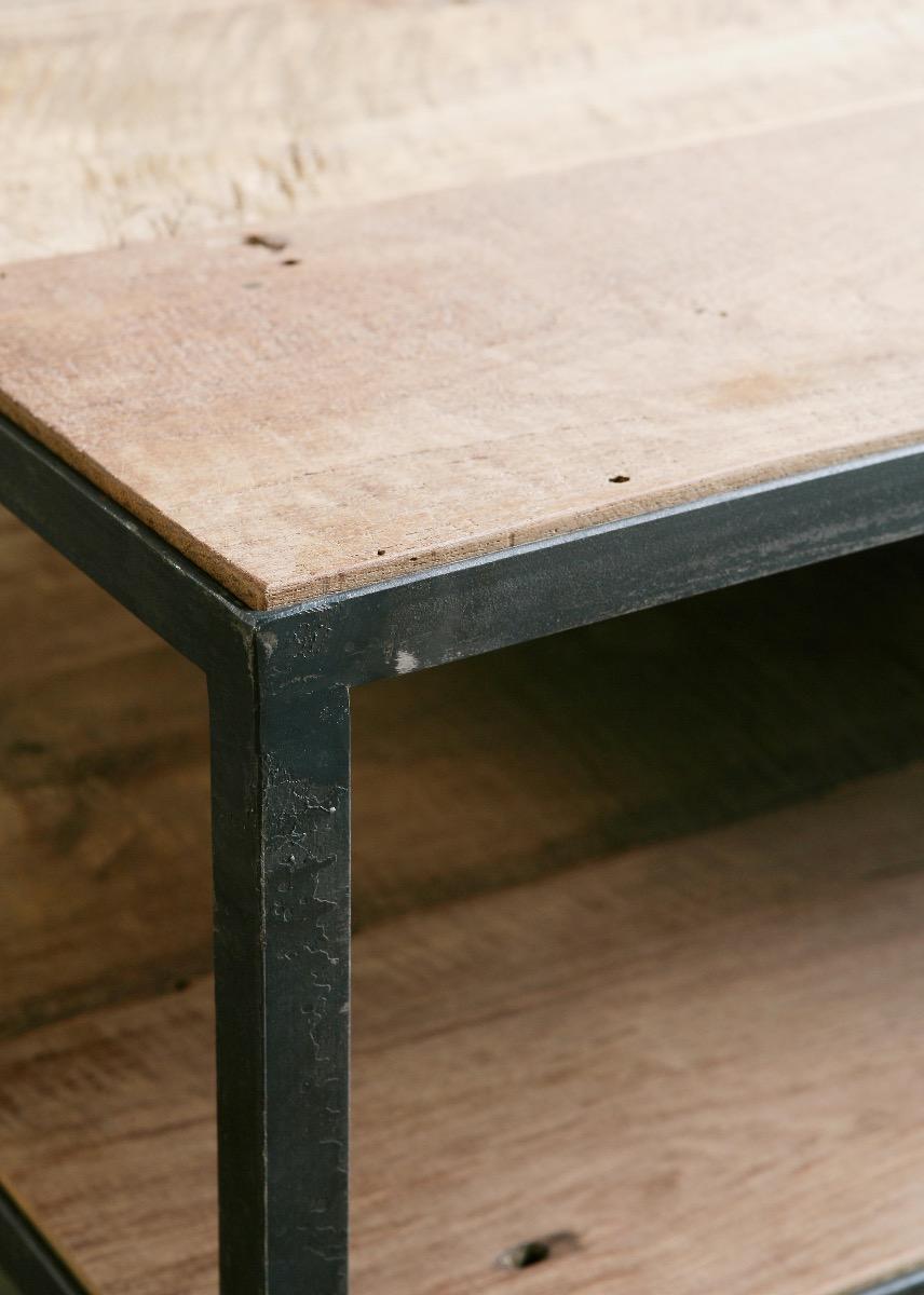 Mesa de centro belga con suelo antiguo Teca y acero en dos niveles en venta 1