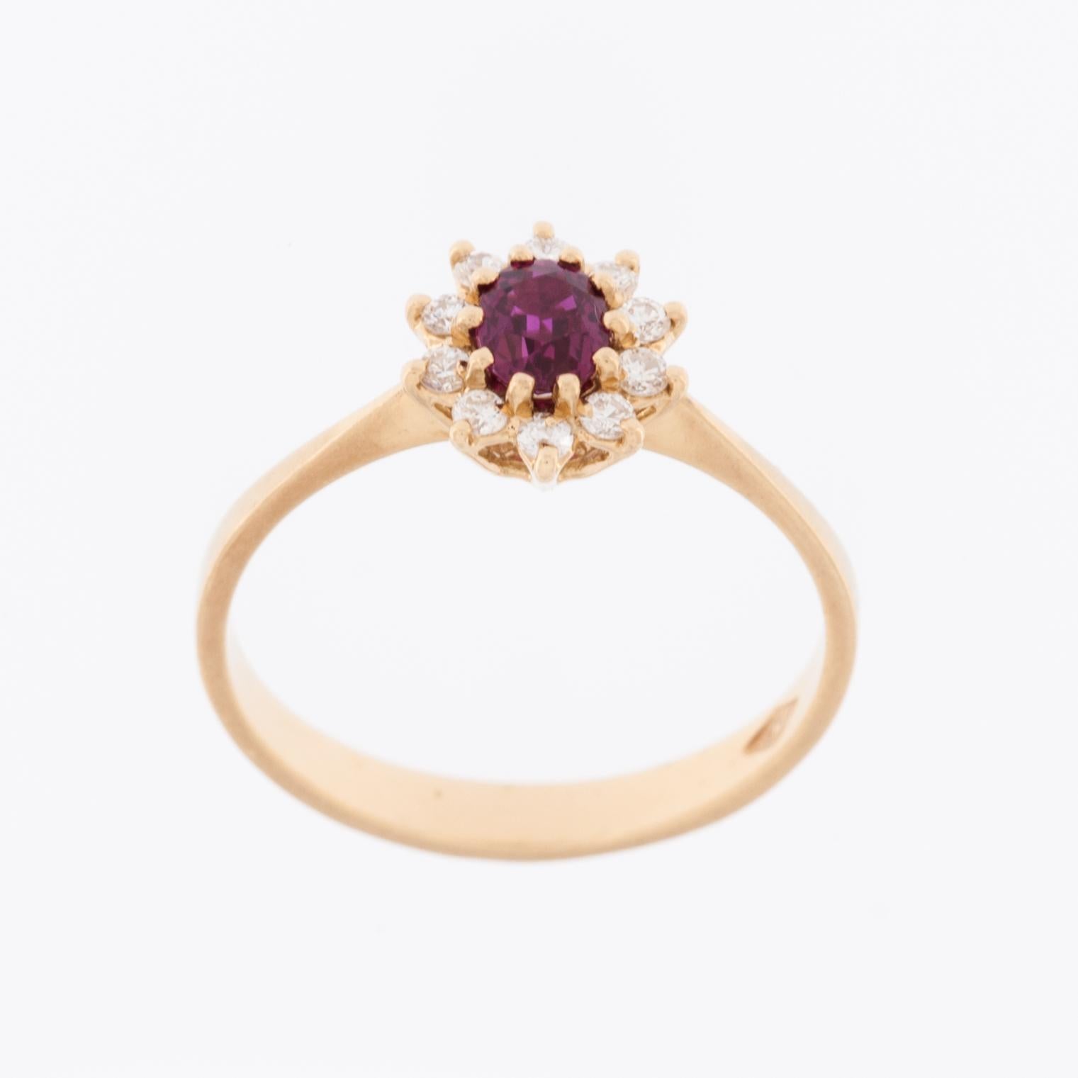 Contemporary Belgian Diamond and Ruby 18 karat Yellow Gold Ring For Sale