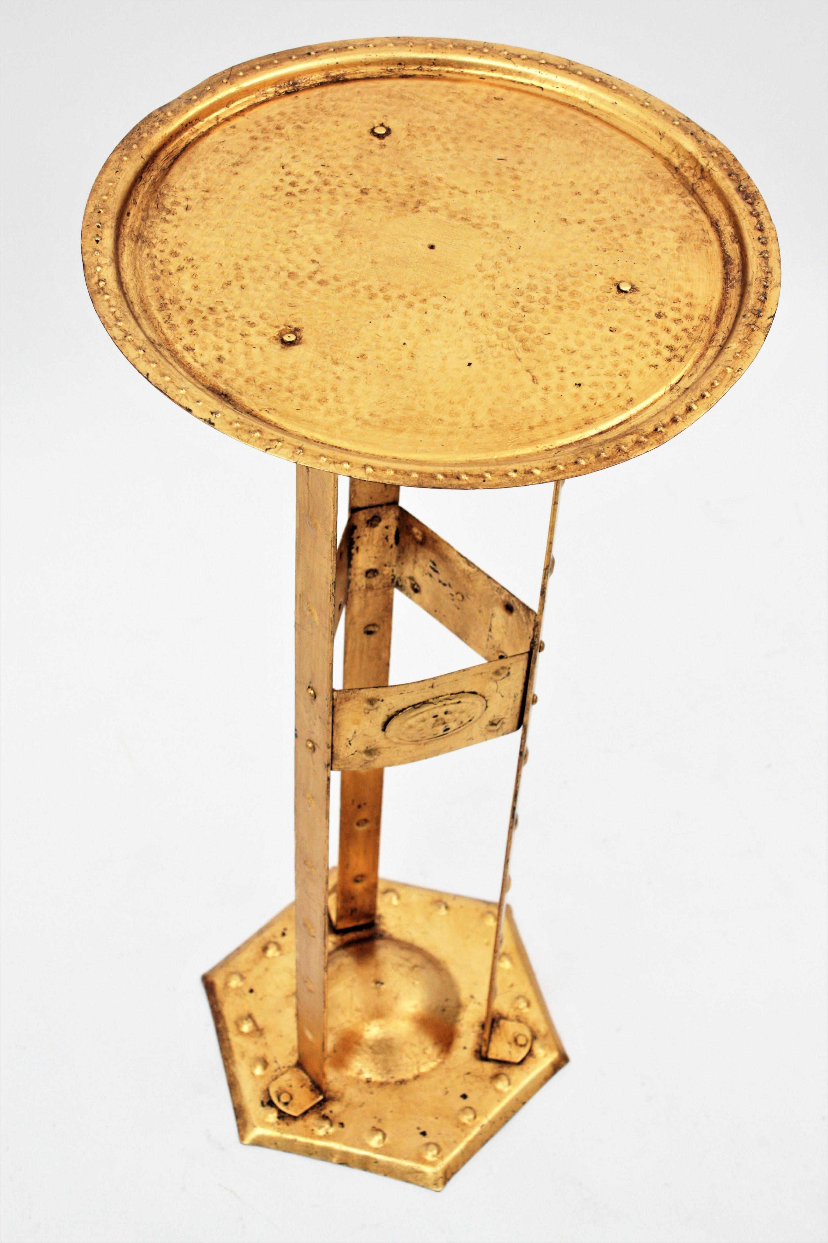20ième siècle Table à boissons, table d'appoint ou table d'appoint en fer forgé doré en vente