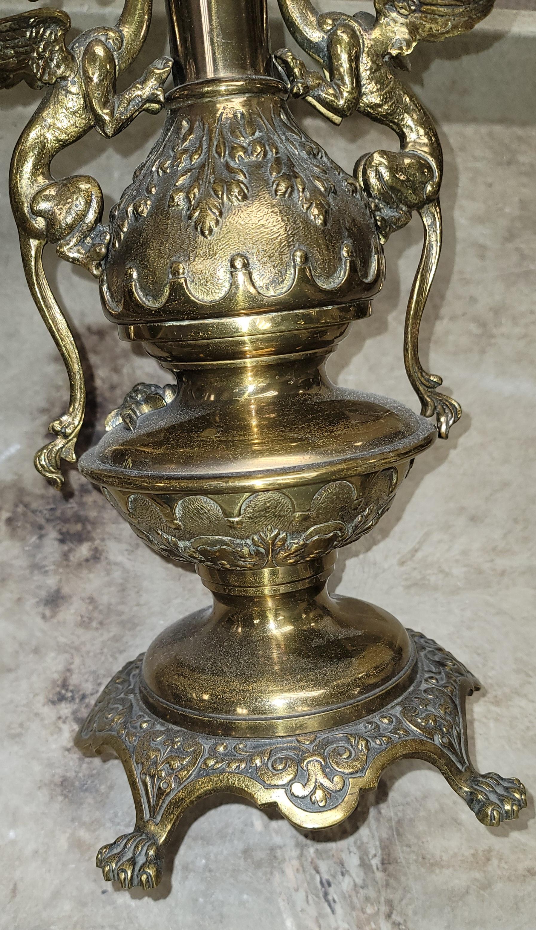 Ensemble de chandeliers Empire belge en métal doré, trois pièces de garniture en vente 2