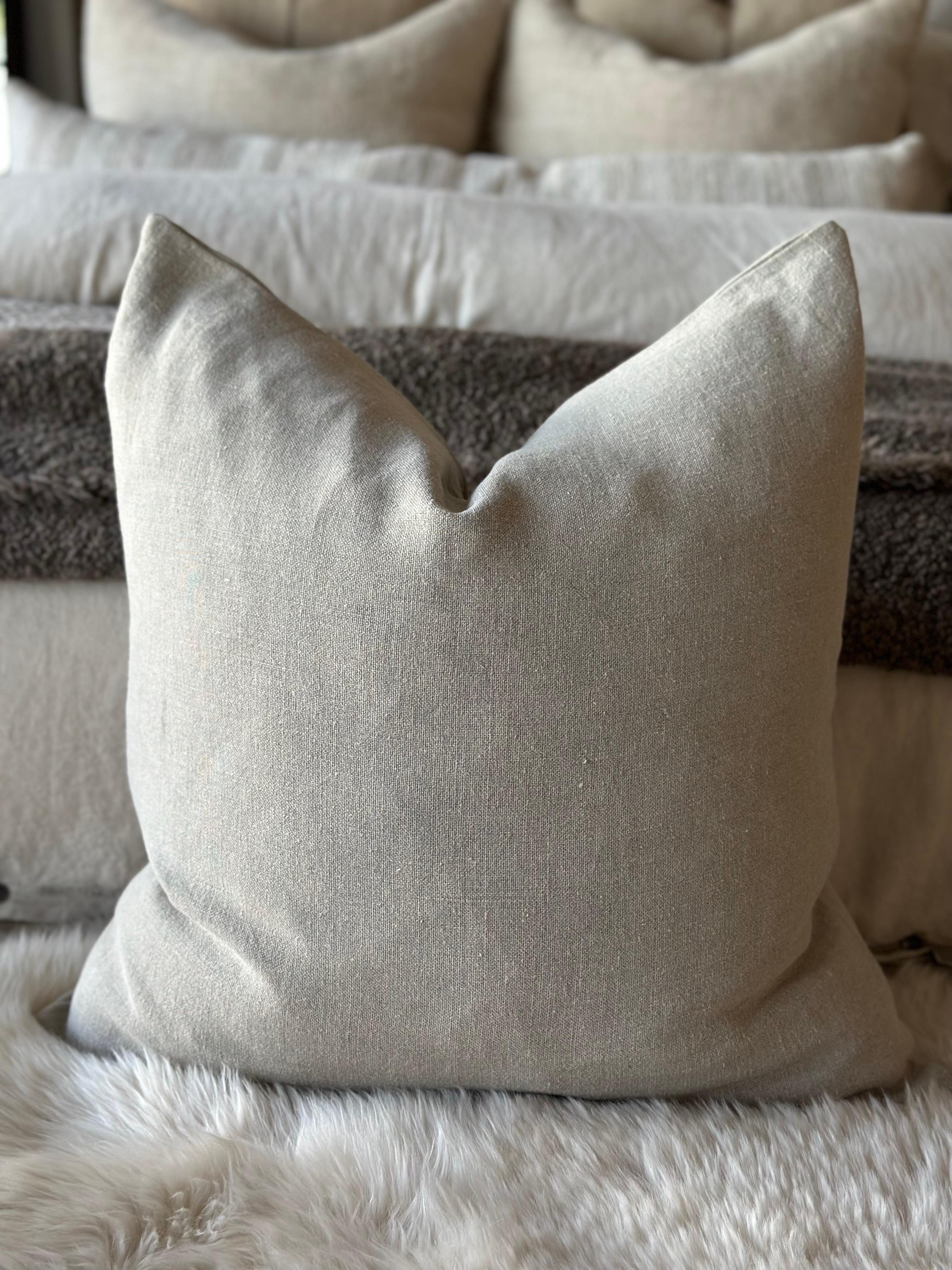 Belgian Linen Accent Pillow in Flax with Down Feather Insert For Sale 1