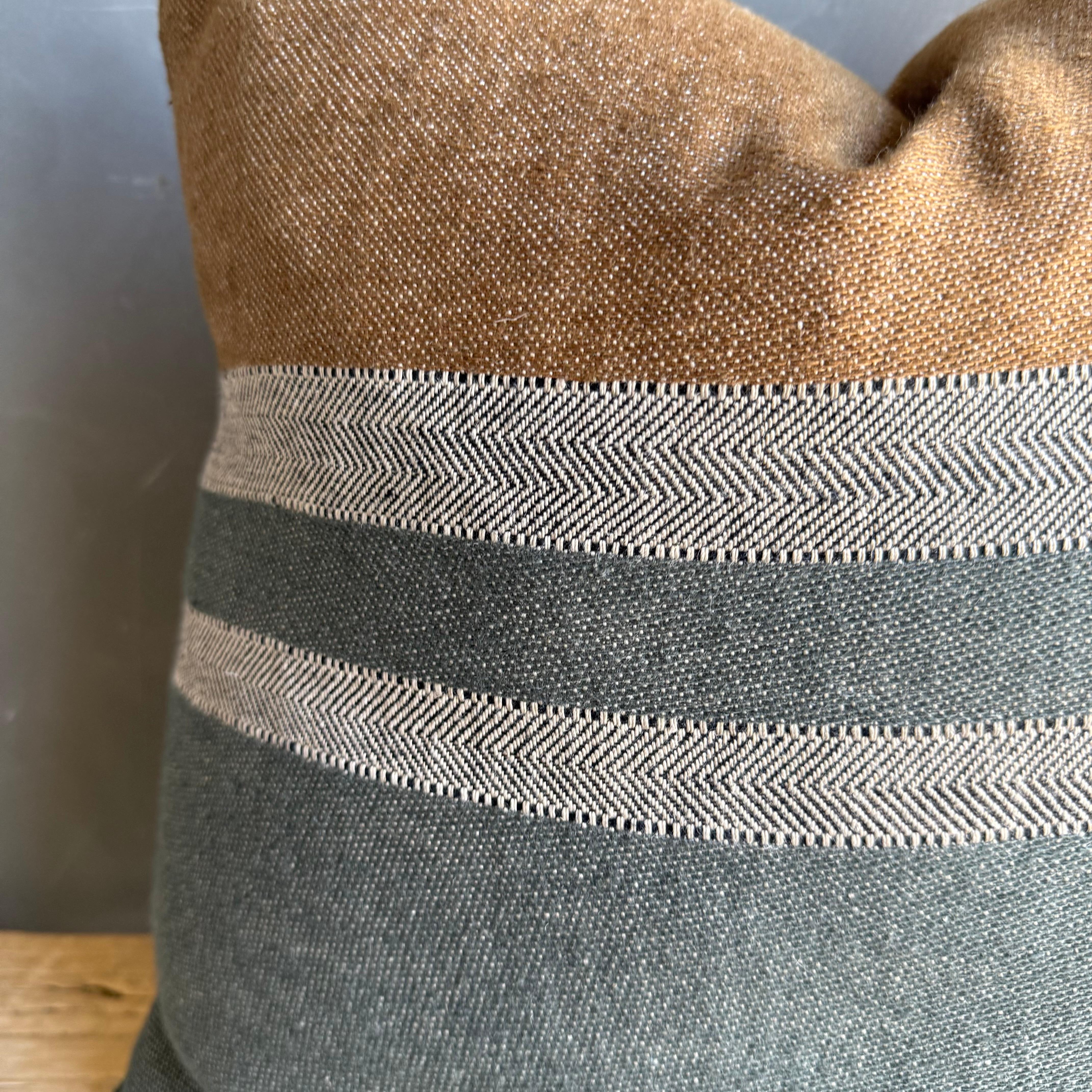 Belgian Linen Aloutte Pillow with Stripes Includes Down Feather Insert In New Condition For Sale In Old Town Orange, CA
