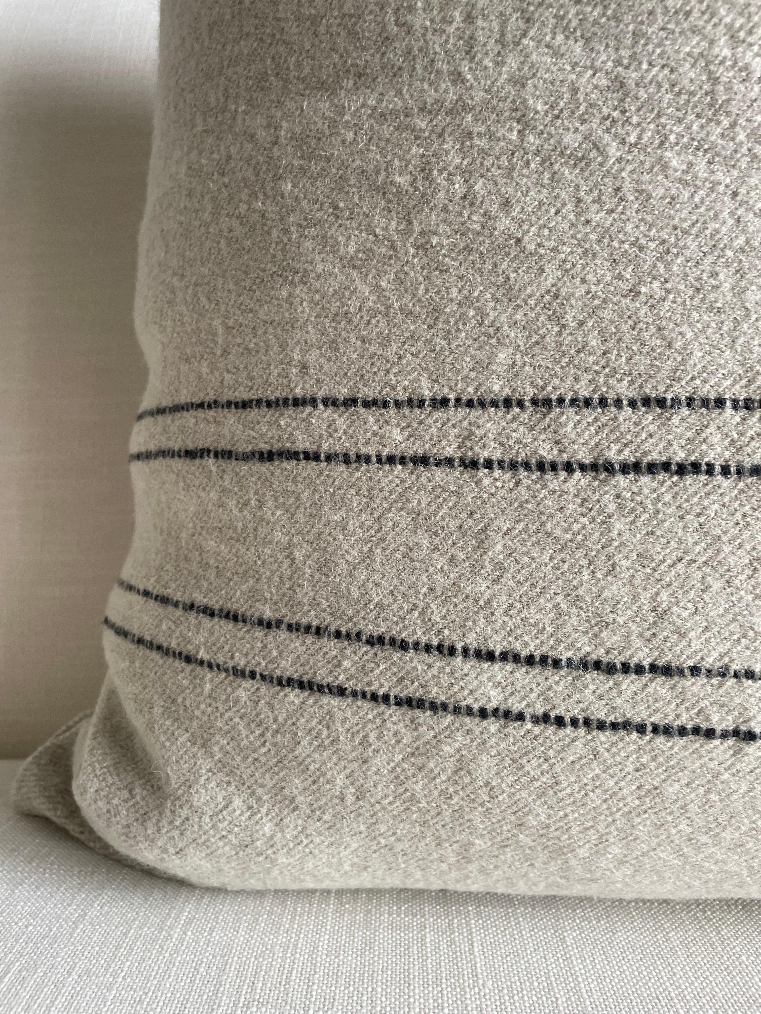 Belgian Linen and Wool Oversize Pillow Cover in Oatmeal and Coal For Sale 2