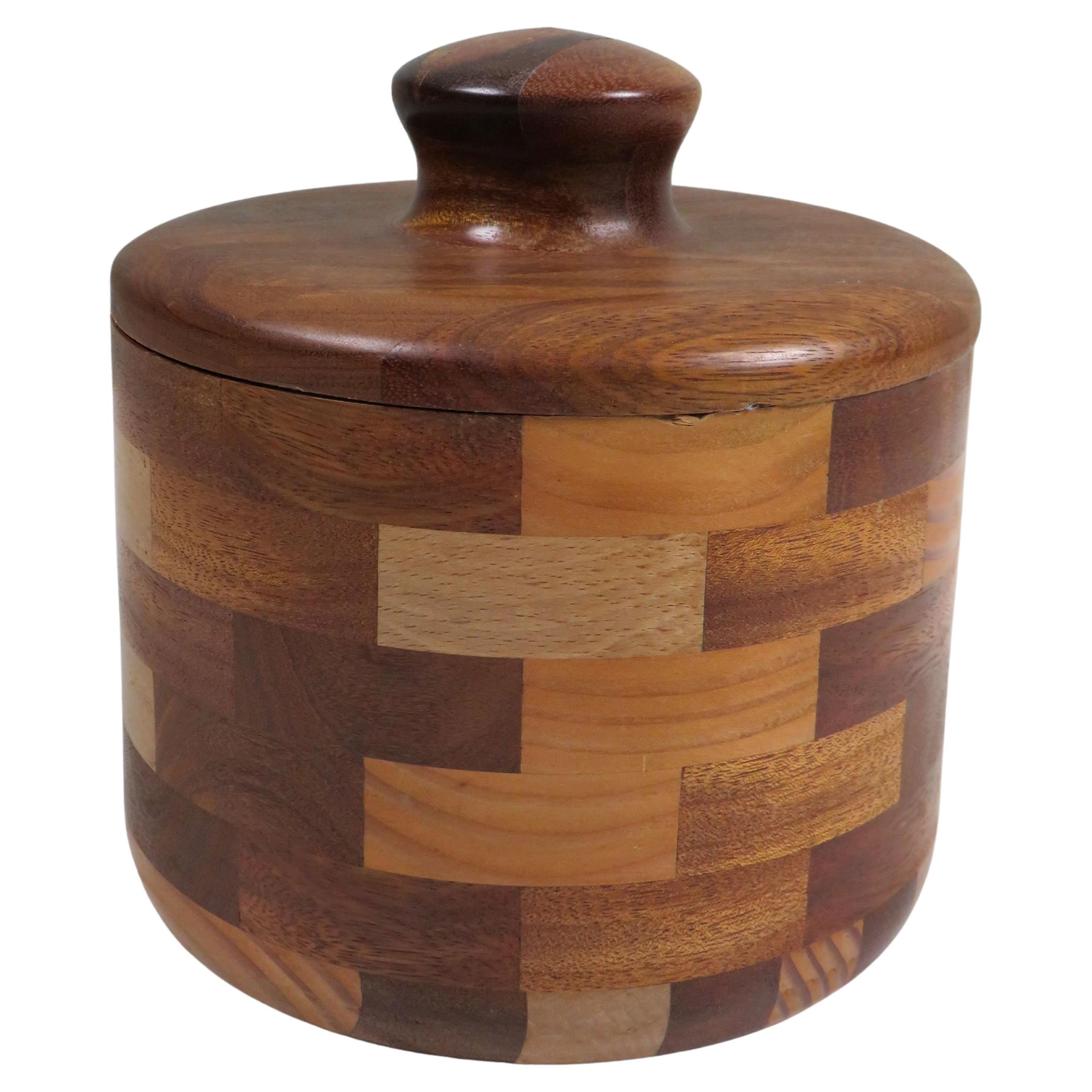 Vaso con coperchio in legno belga di metà secolo, attribuito a Jan Snoeck, circa 1970 in vendita