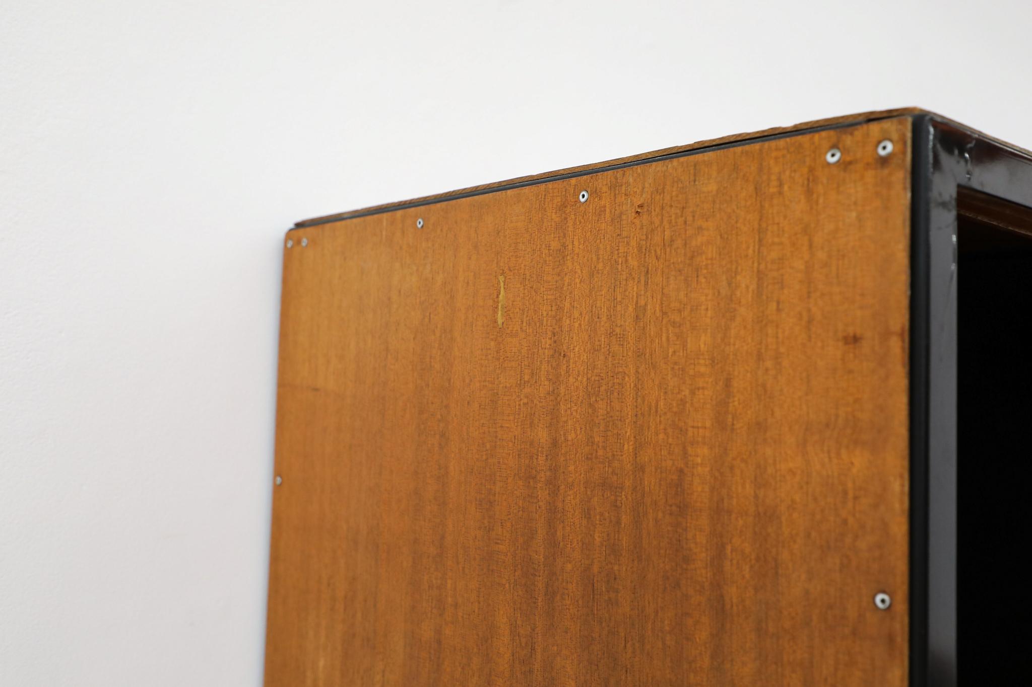 Belgischer moderner Kleiderschrank von Willy Van Der Meeren für Tubax, Grau und Schwarz, 1952 im Angebot 6