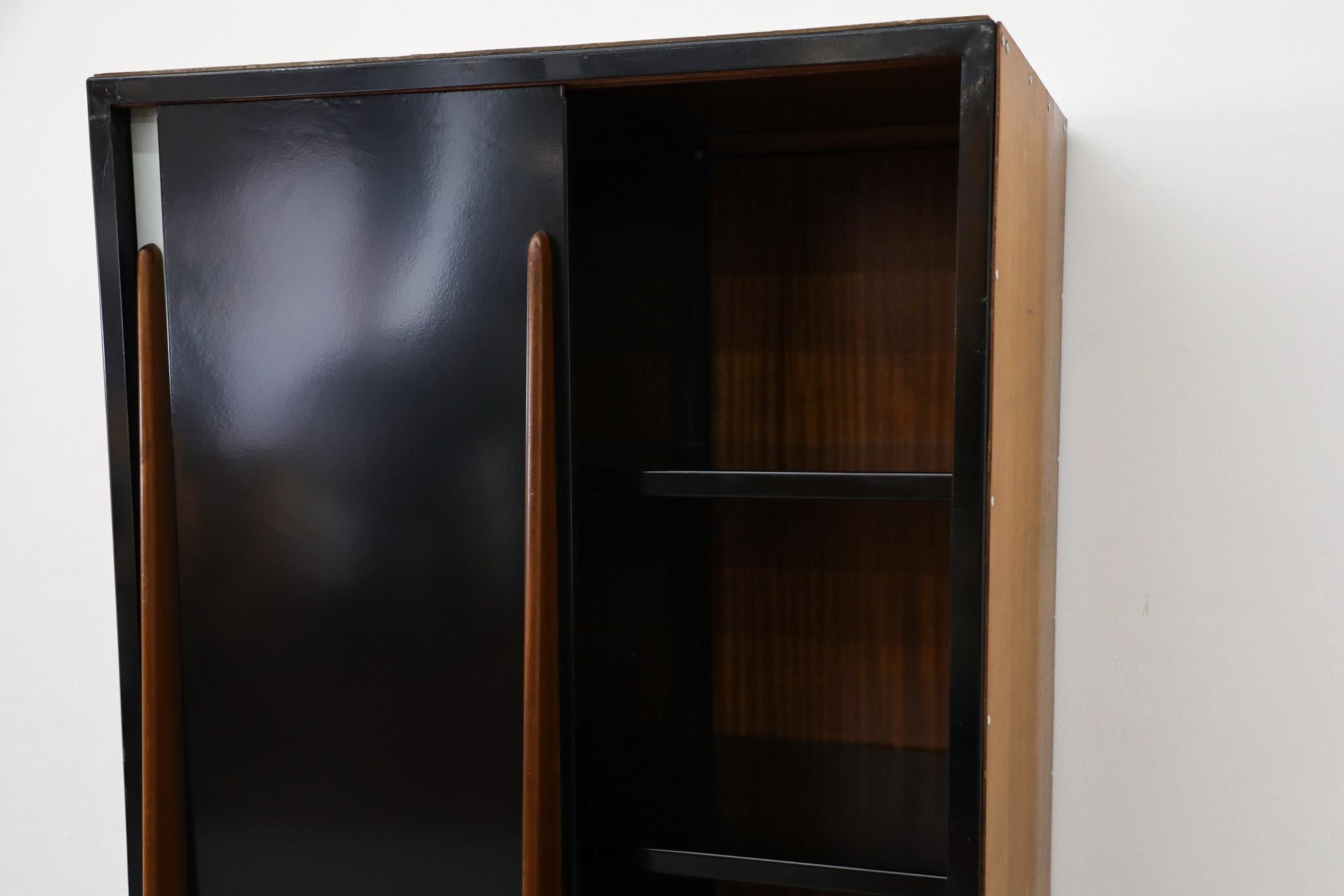 Belgischer moderner Kleiderschrank von Willy Van Der Meeren für Tubax, Grau und Schwarz, 1952 im Angebot 8