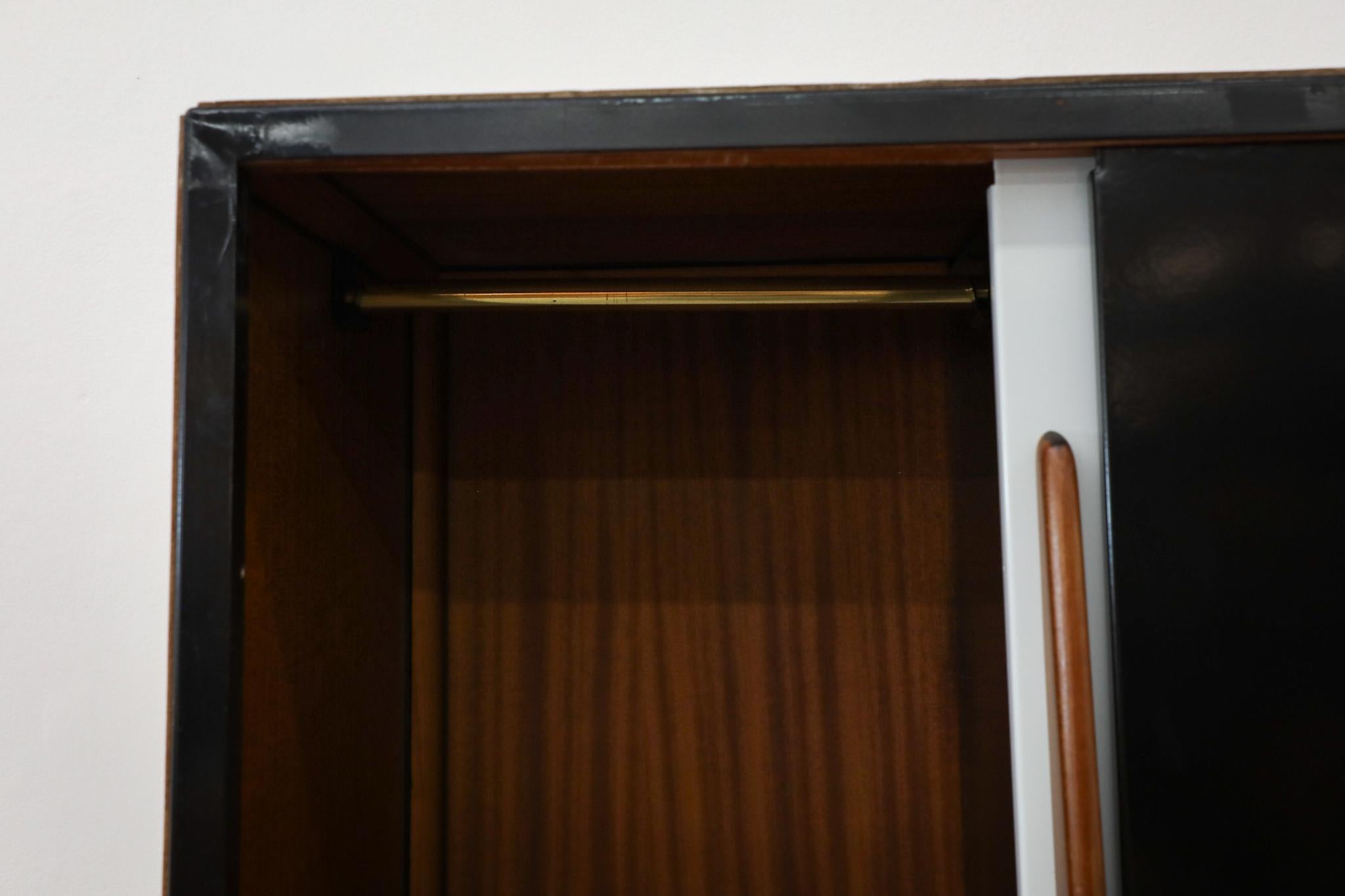 Belgischer moderner Kleiderschrank von Willy Van Der Meeren für Tubax, Grau und Schwarz, 1952 im Angebot 10