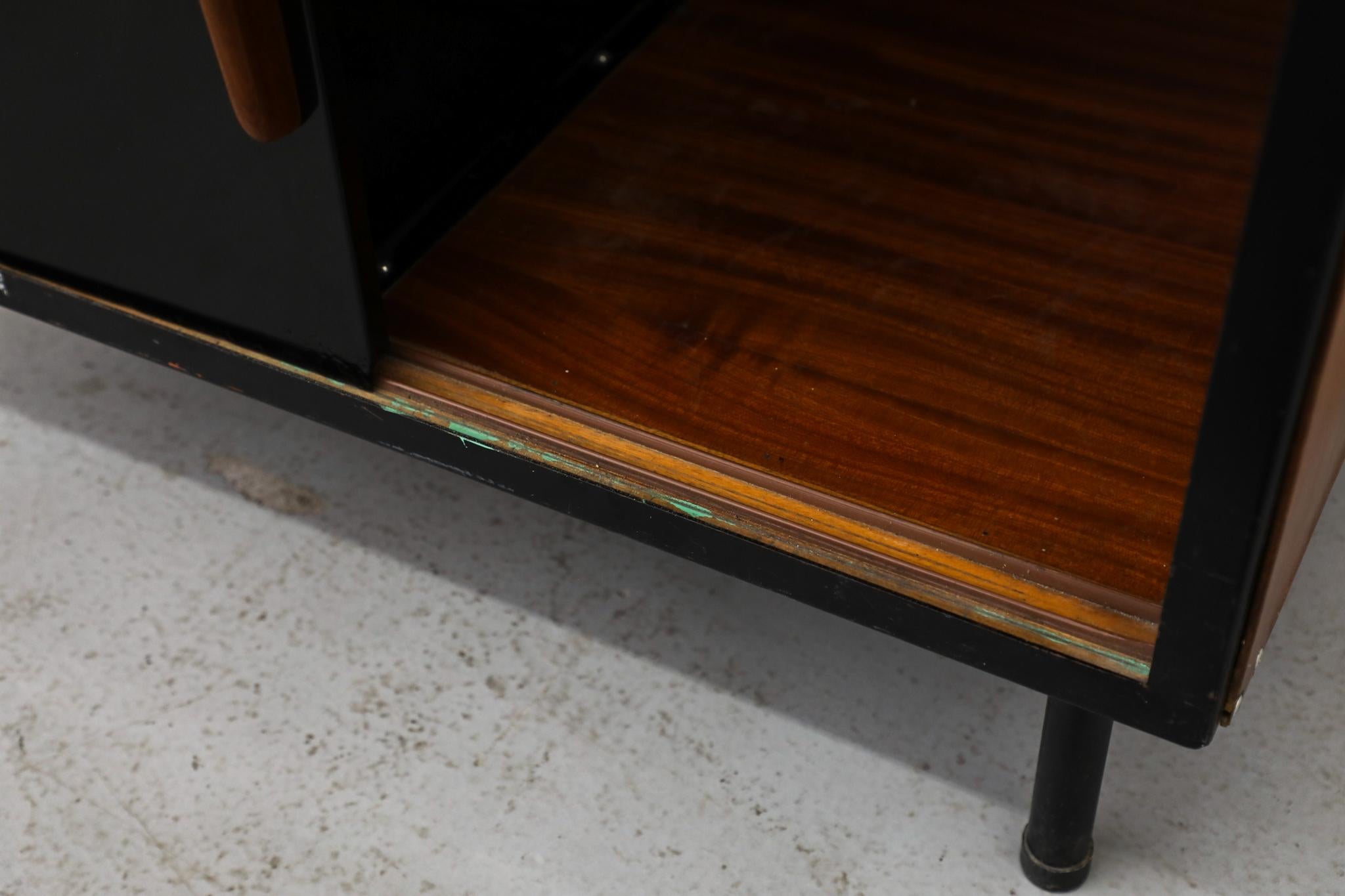 Belgischer moderner Kleiderschrank von Willy Van Der Meeren für Tubax, Grau und Schwarz, 1952 im Angebot 12