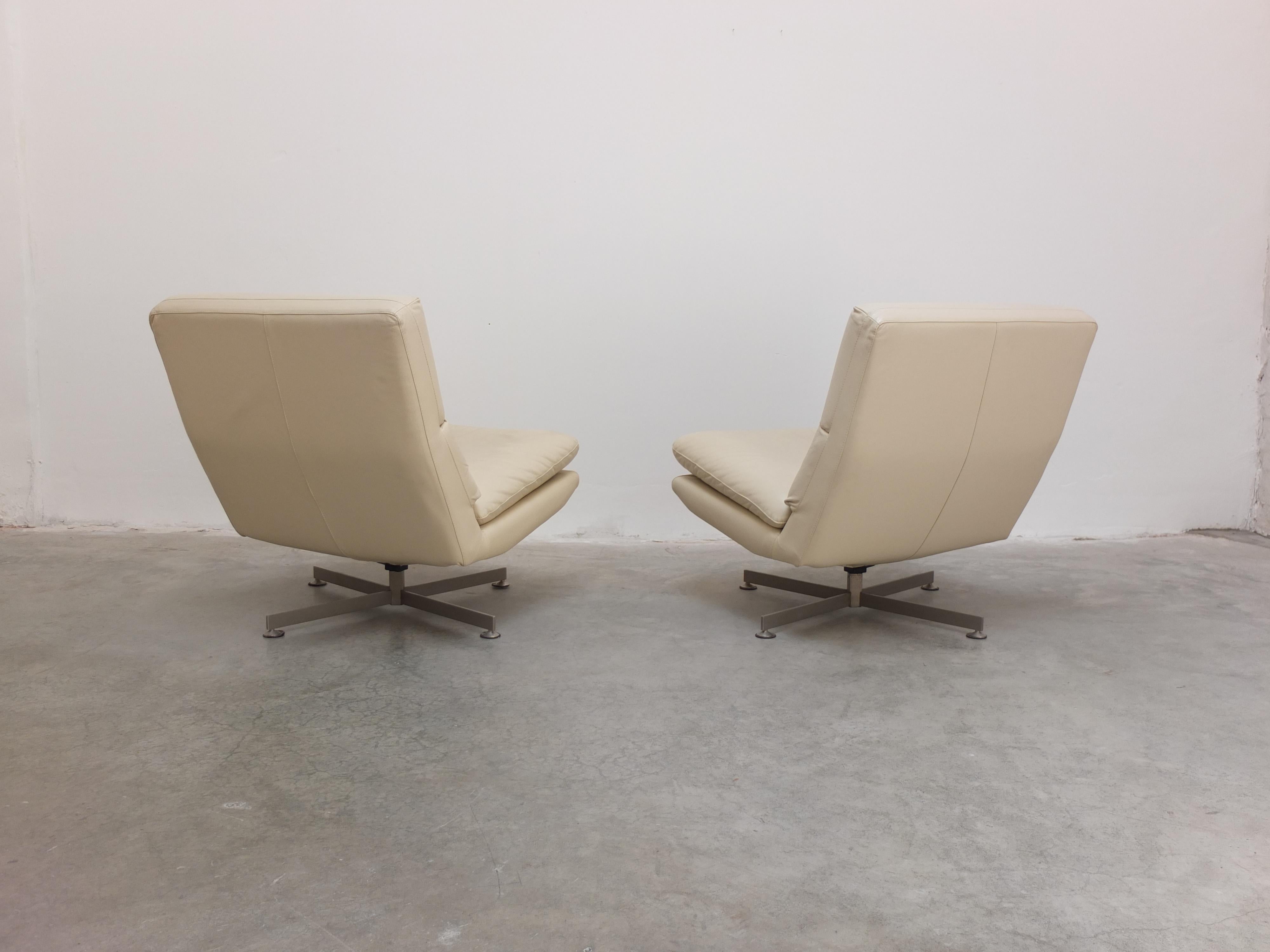 Belgian Modernist Swivel Lounge Chairs by Georges Van Rijck for Beaufort, 1960s 7