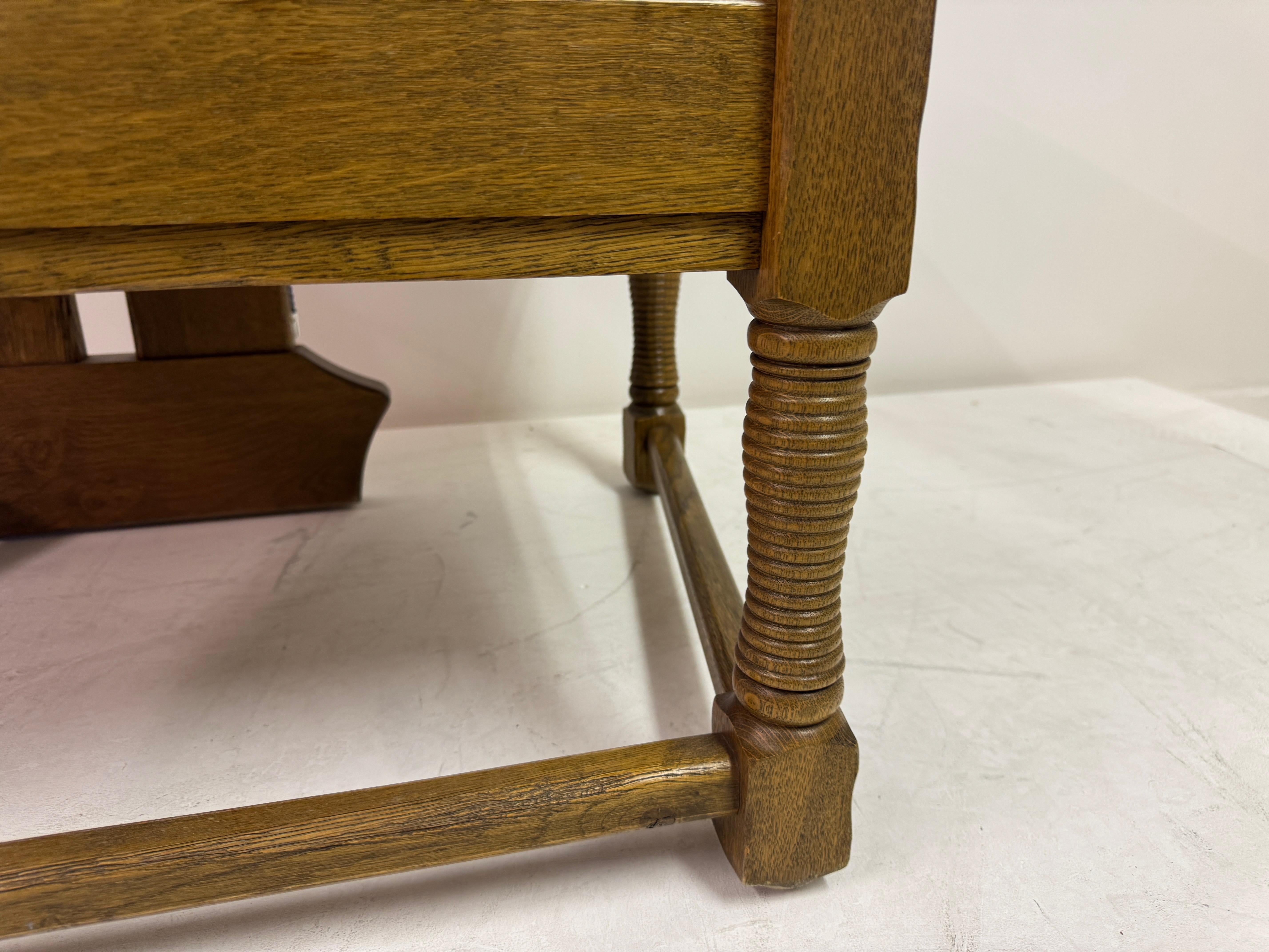 Belgian Oak Armchair with Integrated Side Rest, 1960s In Good Condition For Sale In London, London