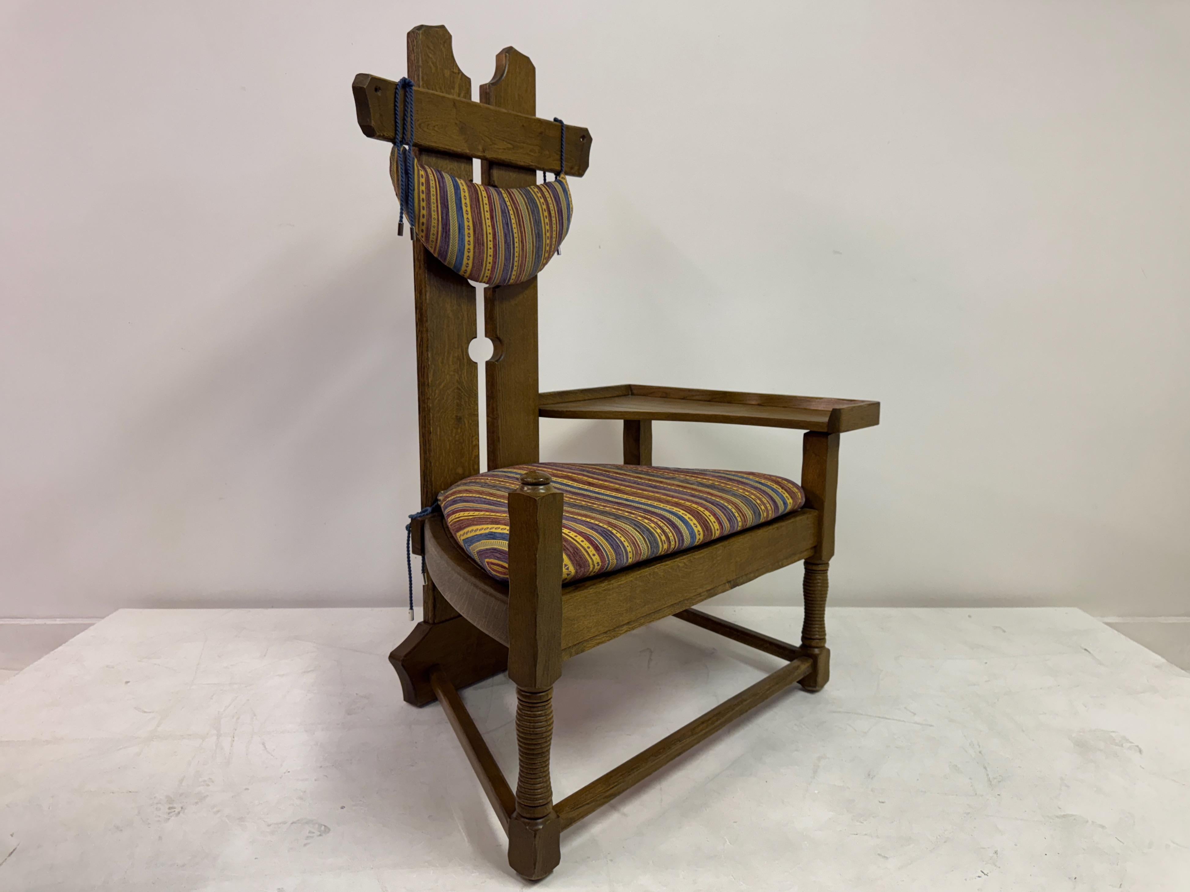 Belgian Oak Armchair with Integrated Side Rest, 1960s For Sale 3