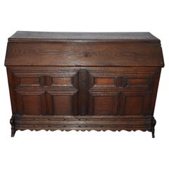 Used Belgian Oak Saddle Trunk