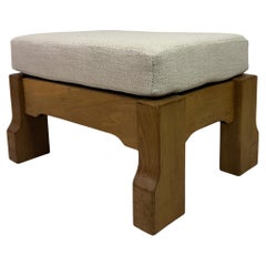 Sgabello Oak Belga di De Puydt in tessuto neutro