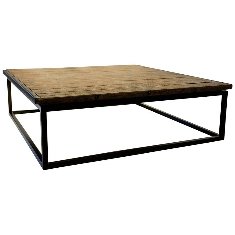 Belgian Baking Pallet Coffee Table With Steel Base For
