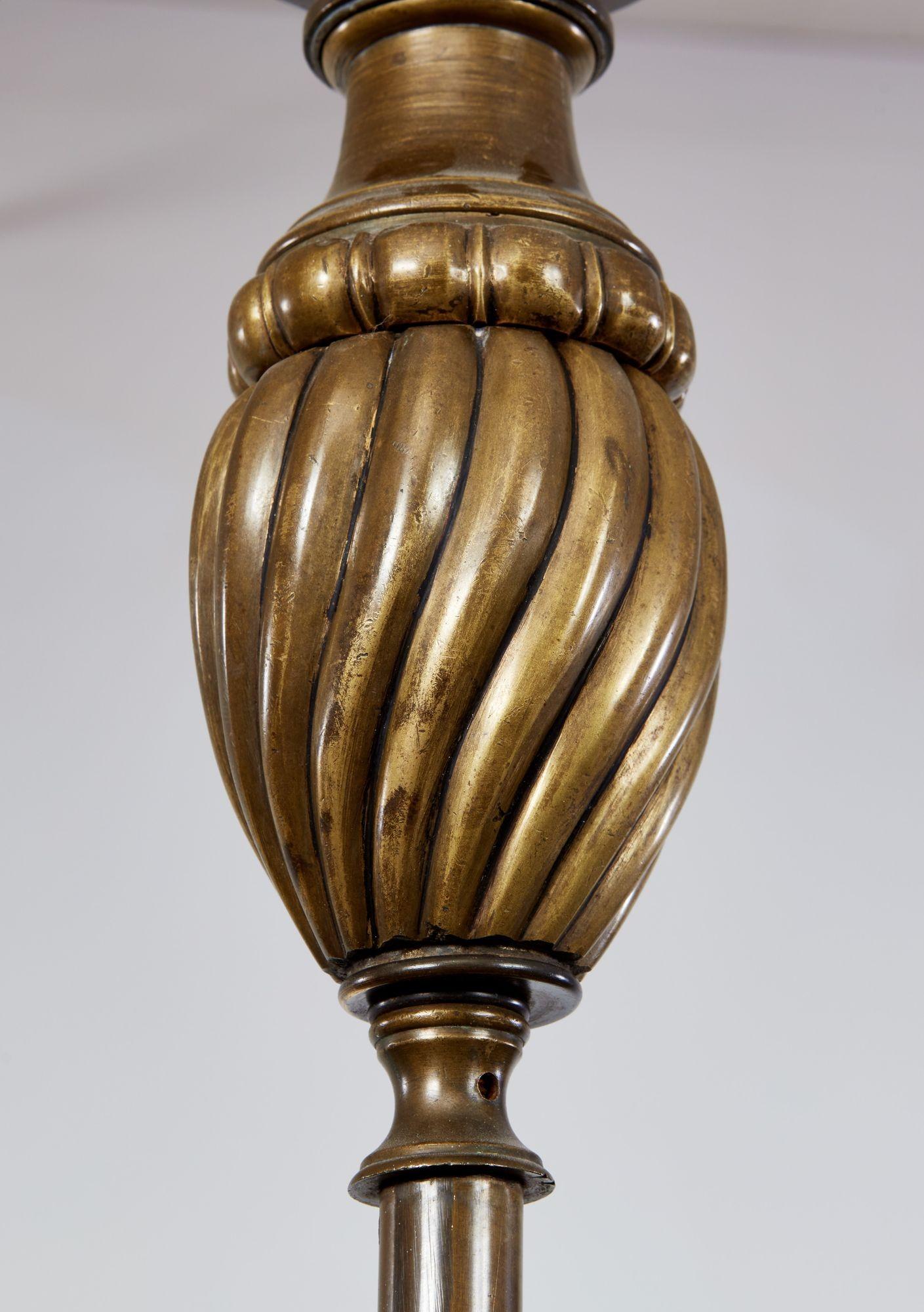 Mid-Century moderno Lampadario belga in bronzo patinato in vendita