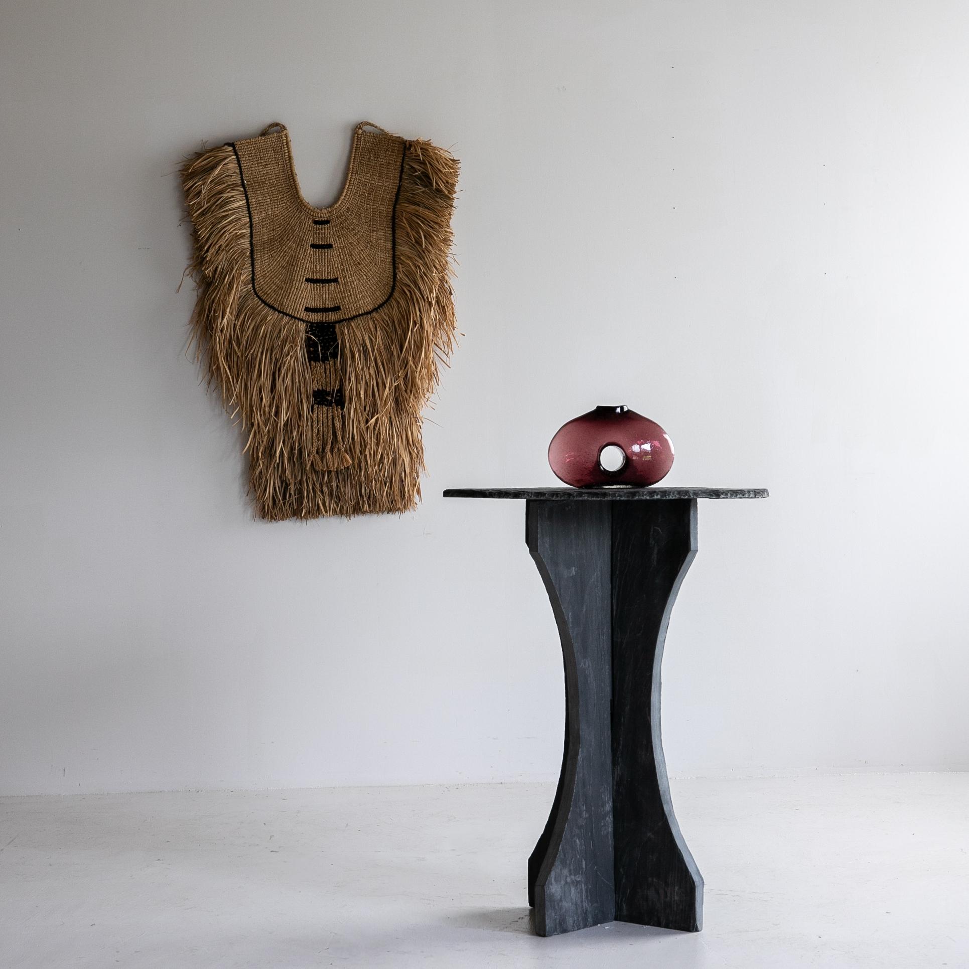 Belgian Rustic Round Blackened Slate Table / wabi sabi In Good Condition For Sale In Sammu-shi, Chiba