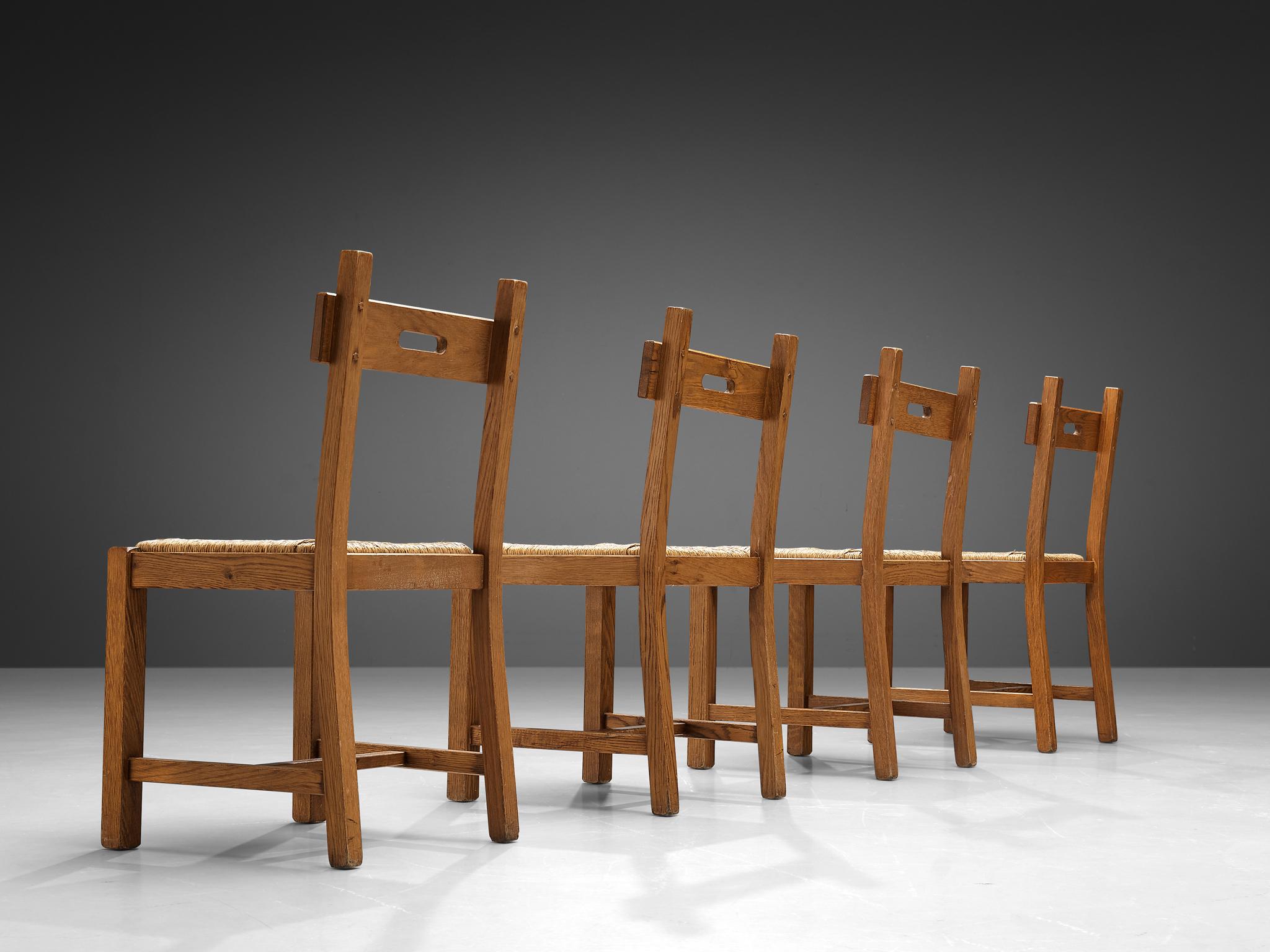 Mid-20th Century Belgian Set of Four Dining Chairs in Oak and Straw 