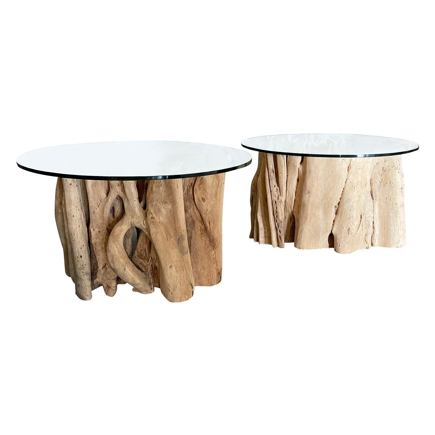 Ensemble belge similaire de tables basses en bois de singe - Tables en verre Liana en vente