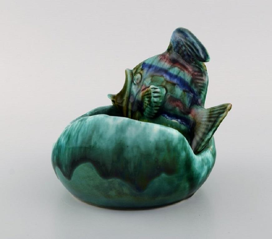 Belgian Studio Ceramicist, Bowl in Glazed Ceramics with Fish. 1960s-1970s For Sale 2
