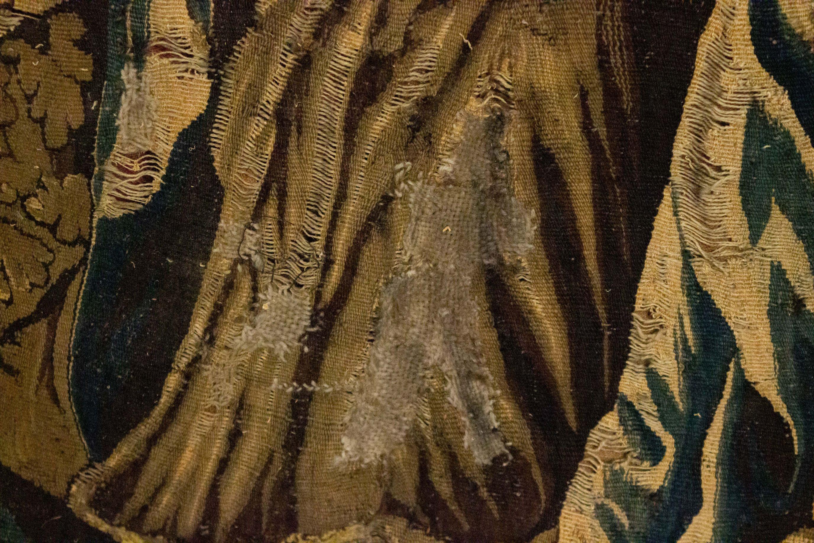 Belgian Style 17th Century Woven Tapestry of Soldiers For Sale 7