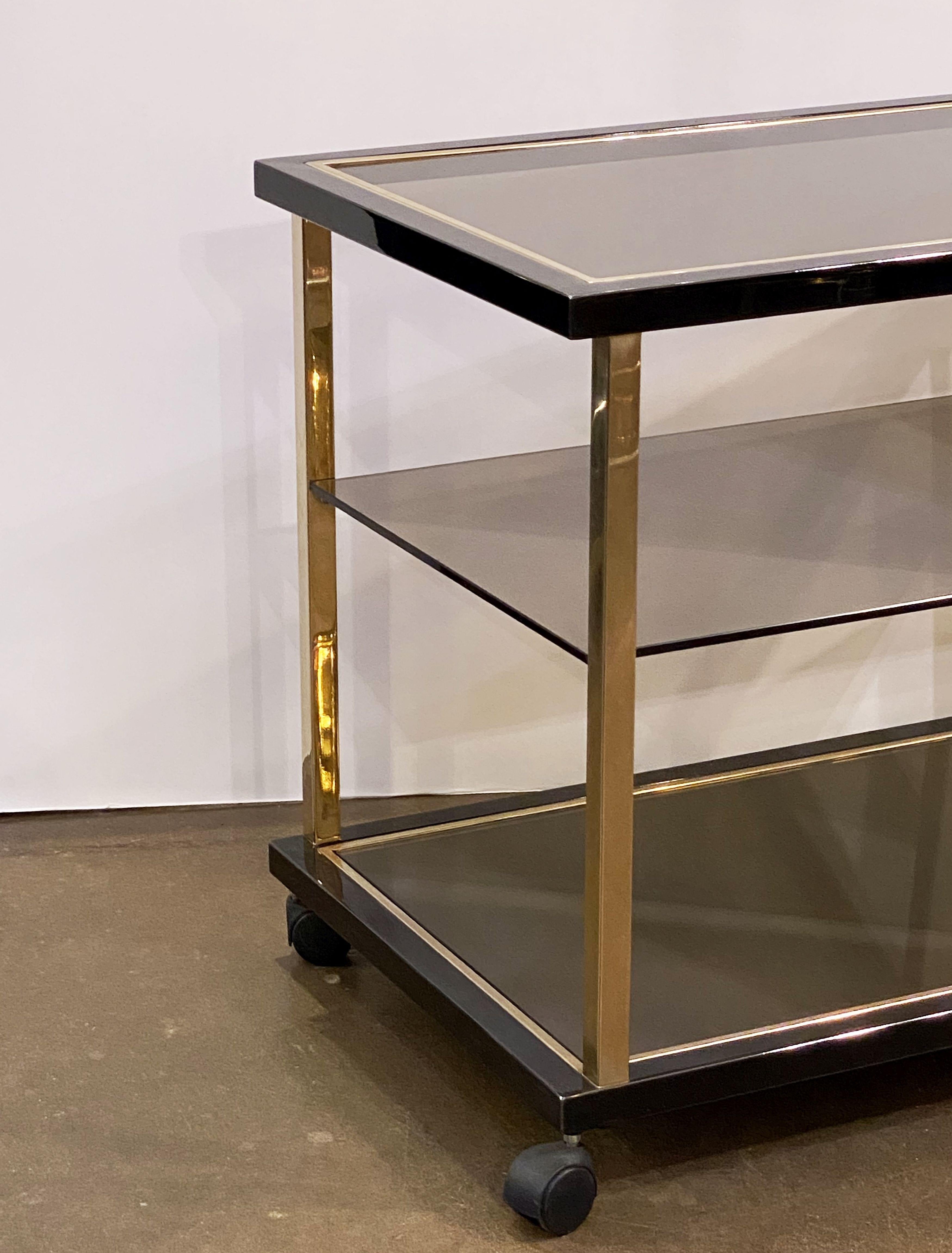 Belgian Three-Tier Drinks Cart of Smoked Glass and Brass by Belgo Chrom In Good Condition For Sale In Austin, TX