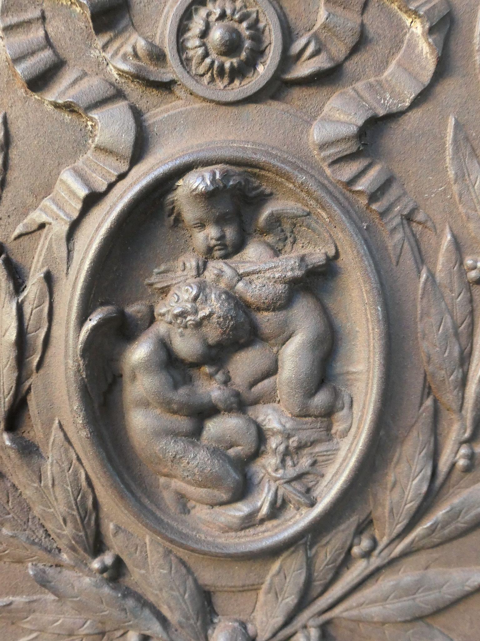 Belgian Victorian 'Cupids' Fireback / Backsplash, Early 20th Century For Sale 1