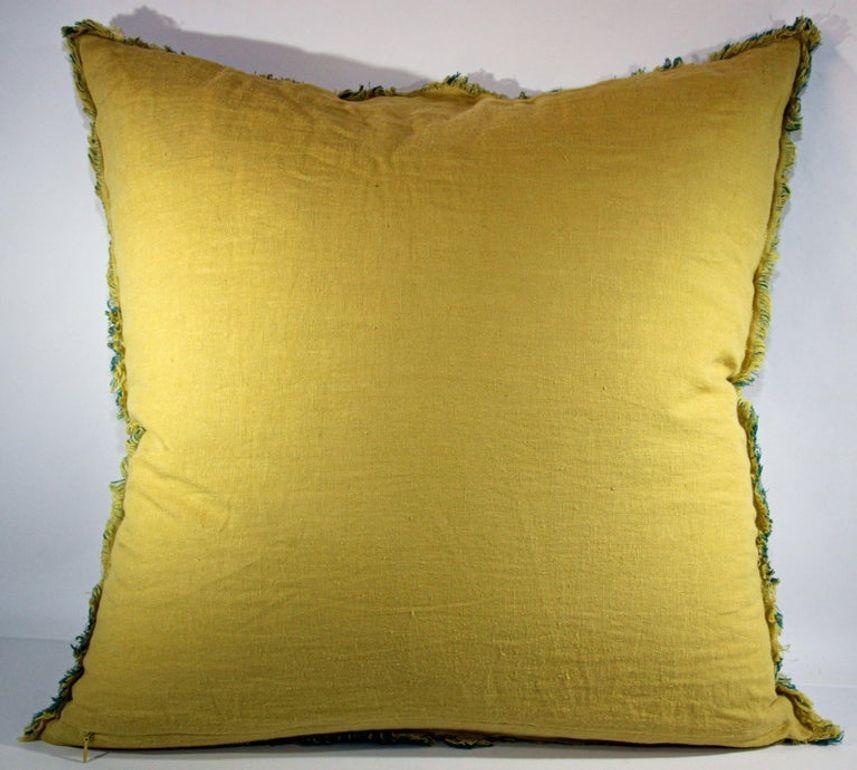 Vintage handwoven Belgium linen throw pillow.
The front and the back are made from a different color, front is plain blue and back is plain canary yellow.
Size: 20 in x 20 in.
Zipper, down insert.
6 Pillows available.