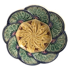 Belgium Majolica Flowers Plate Wasmuel, circa 1880