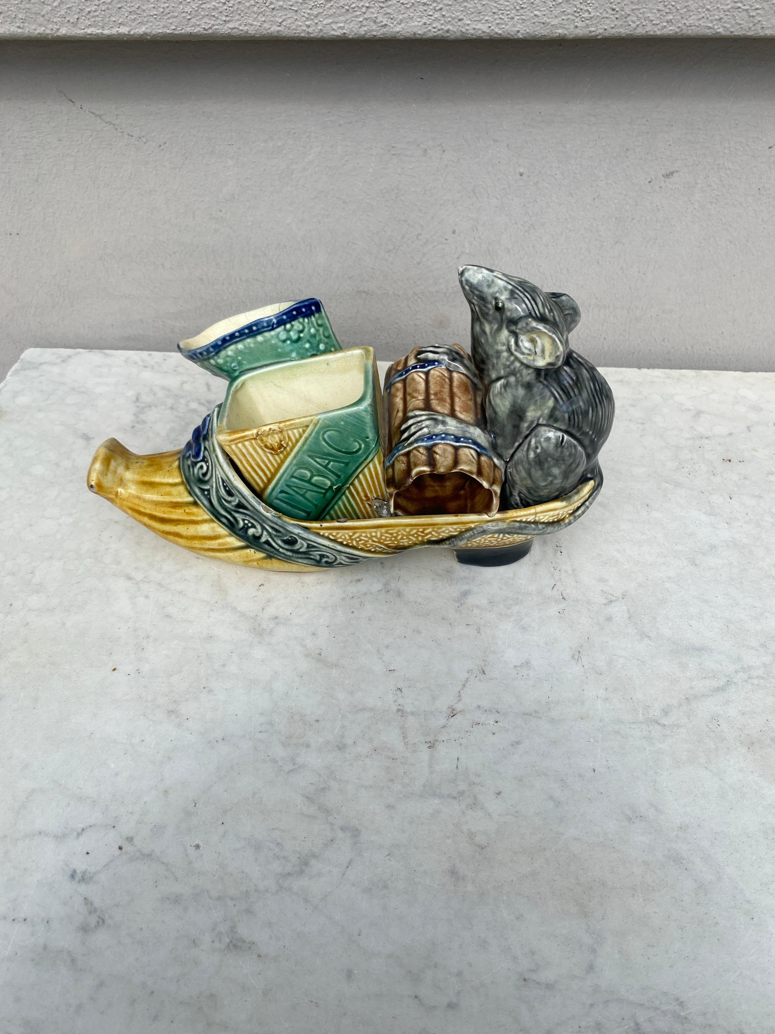 Set di fumo di ratto in maiolica belga Wasmuel Majolica , circa 1900 In condizioni buone in vendita a Austin, TX