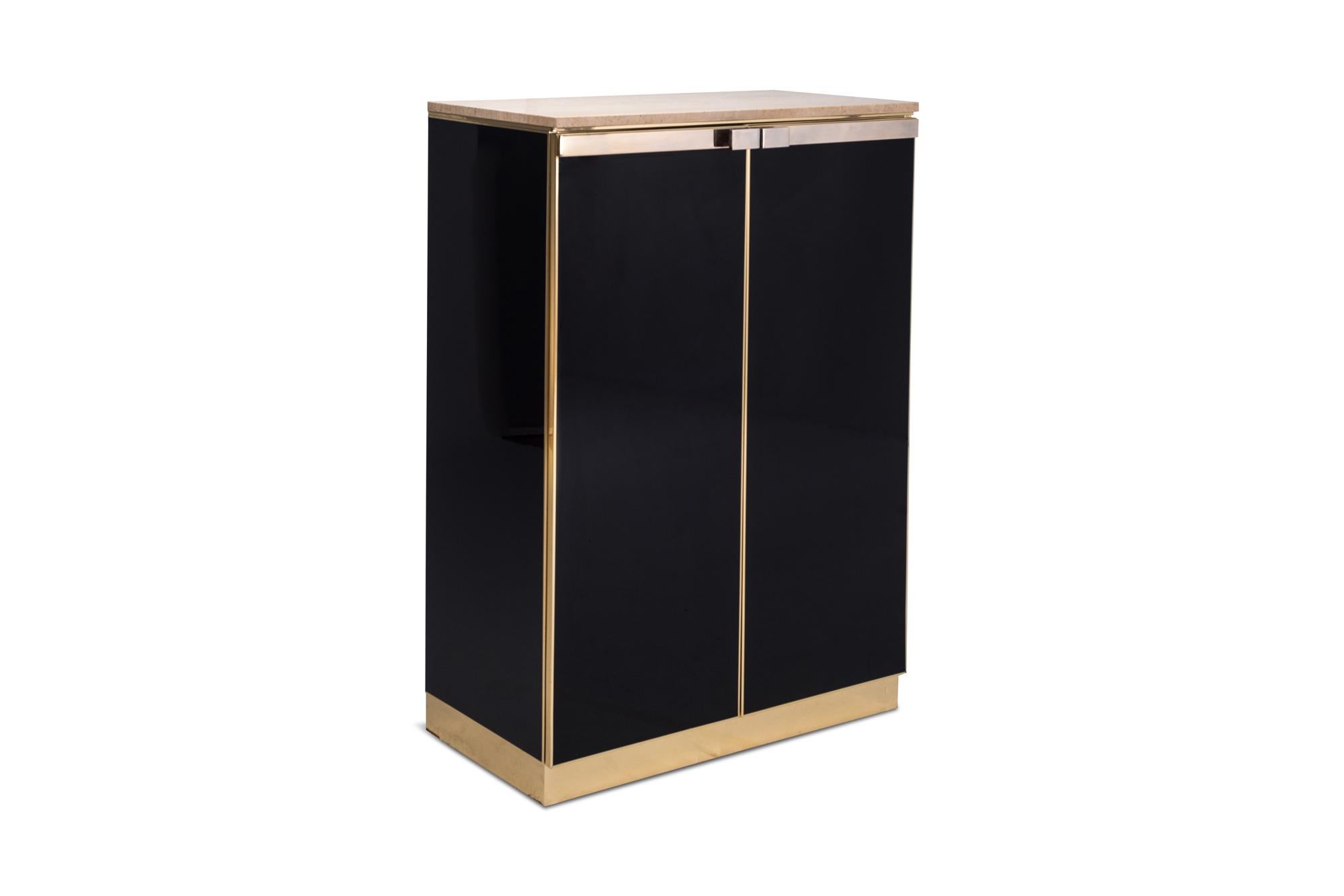 Maison Jansen style high-board produced by Belgo Chrome, Belgium, 1970s. 

This Hollywood Regency style cabinet is equipped with black lacquered high gloss doors and side panels, and fitted with a travertine top. The piece is finished with brass