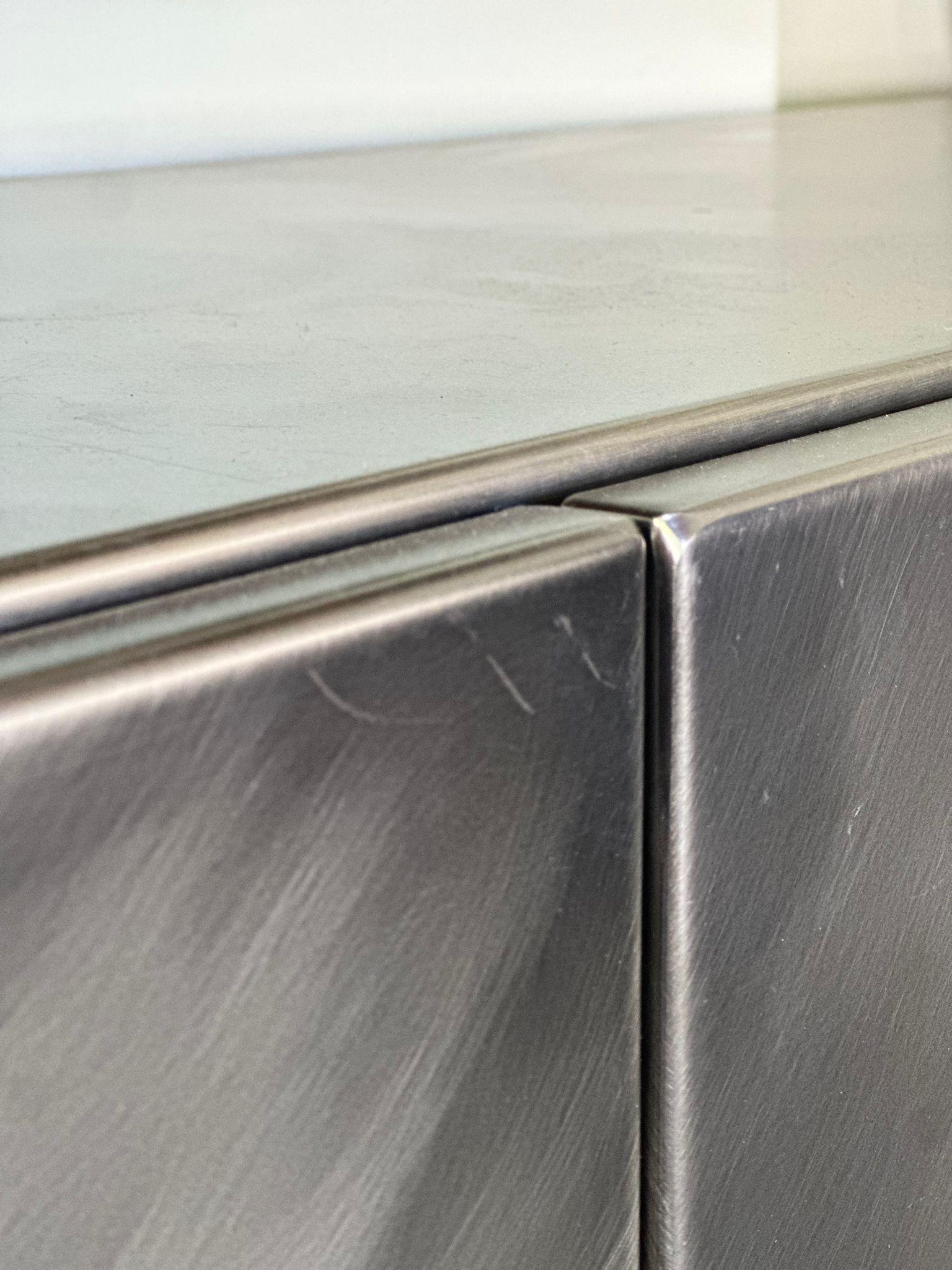 Credenza Belgo Chrom con mobile e specchio in acciaio inossidabile spazzolato, anni '80 in vendita 12