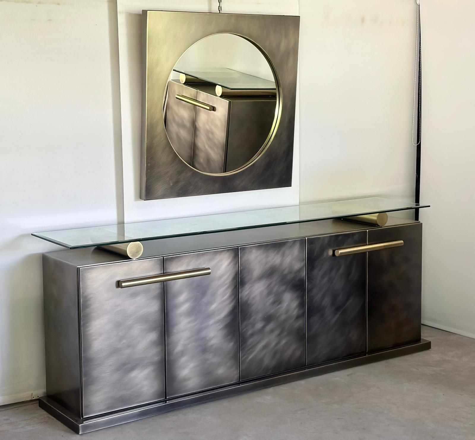 Fatto a mano Credenza Belgo Chrom con mobile e specchio in acciaio inossidabile spazzolato, anni '80 in vendita