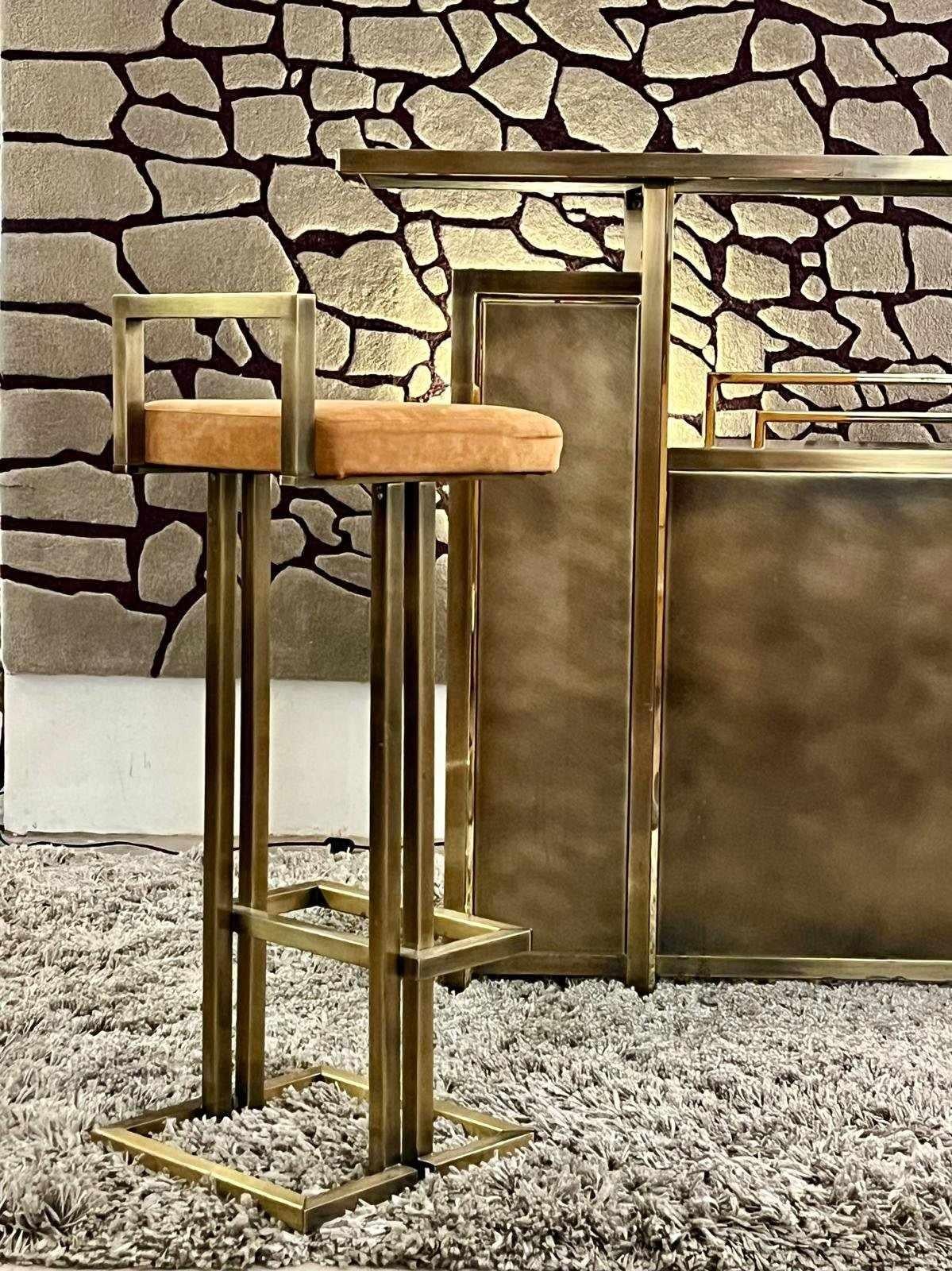 Hollywood Regency Belgo Chrome Bar and two Stools Set, circa 1970 For Sale
