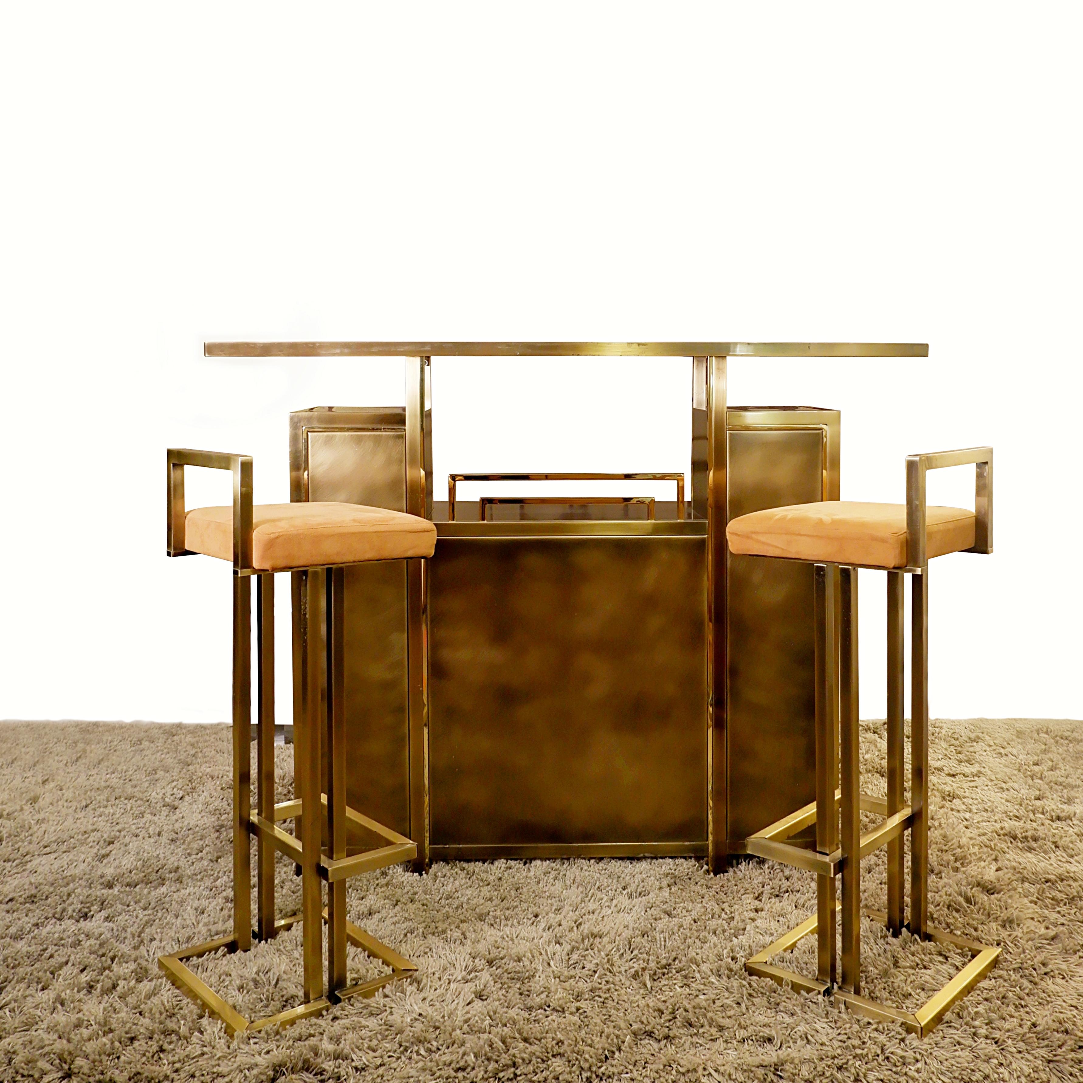 Belgo Chrome Bar and two Stools Set, circa 1970 In Good Condition For Sale In Uccle, BE