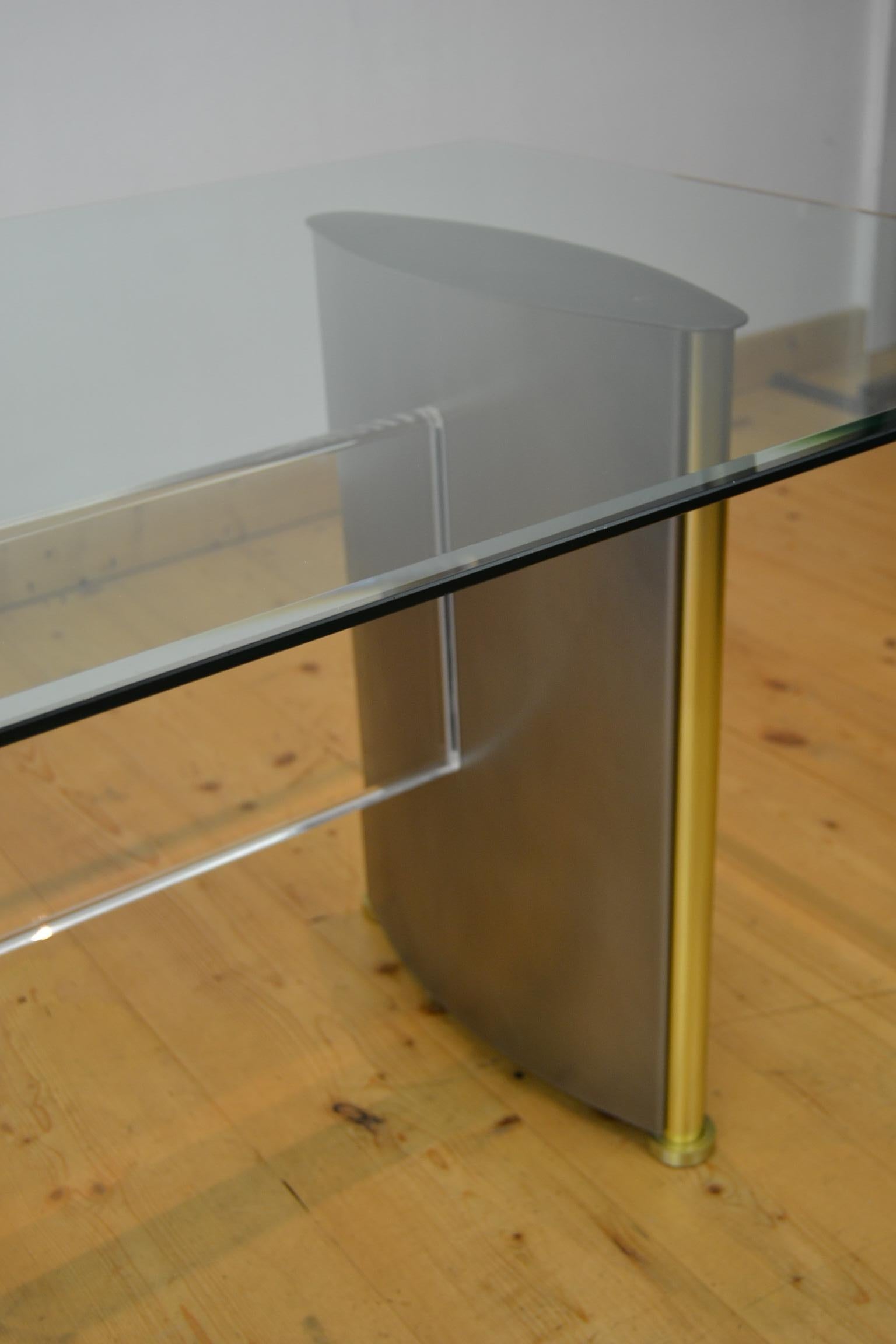 Belgo Chrome Dining Table with Lucite Connecting Piece 5