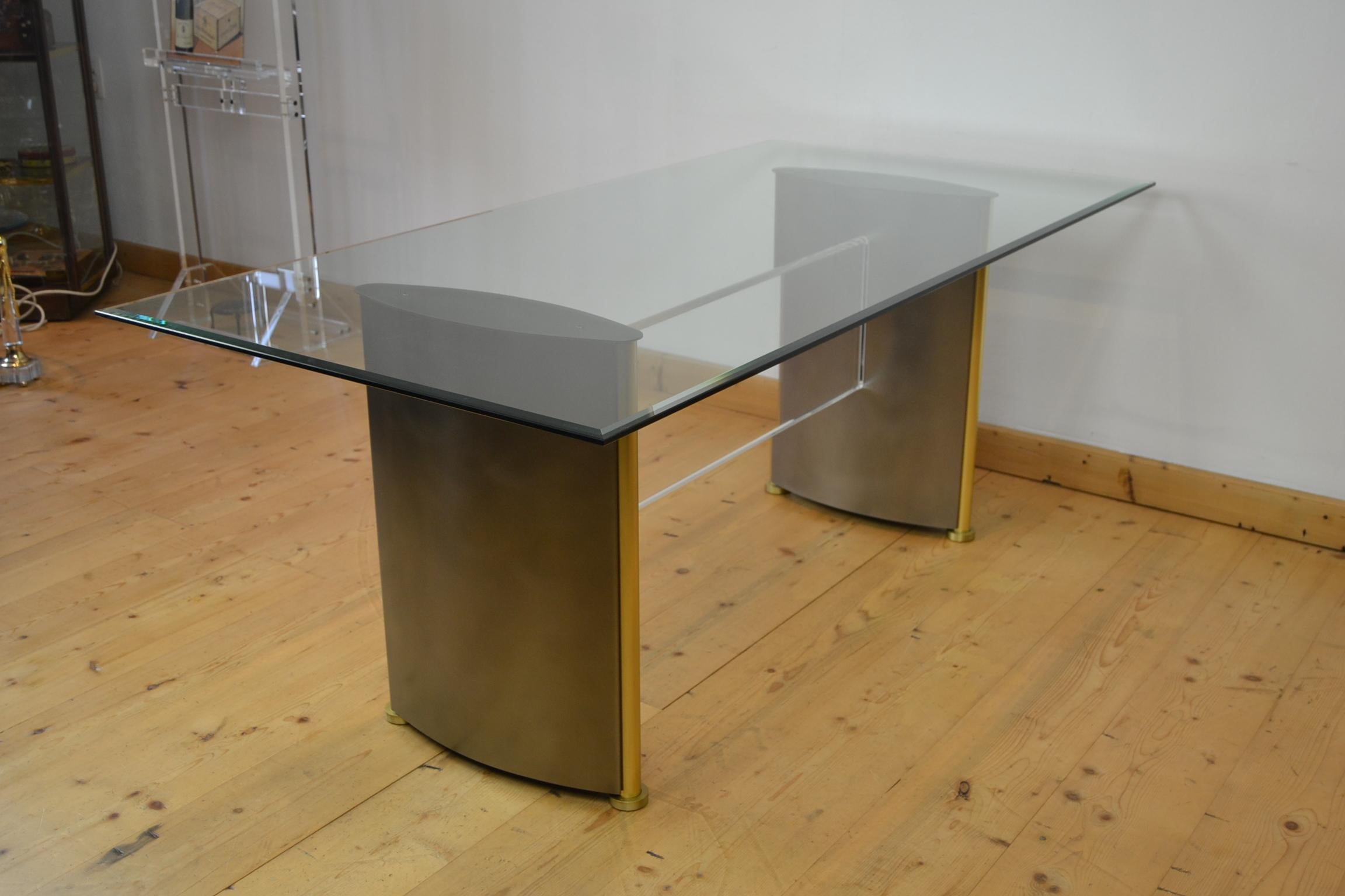 Belgo Chrome Dining Table with Lucite Connecting Piece 11