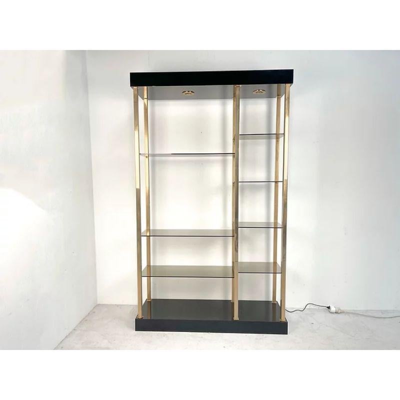 Belgo Chrome Etagere in Smoked Glass Shelving and Brass In Good Condition In Nijlen, VAN